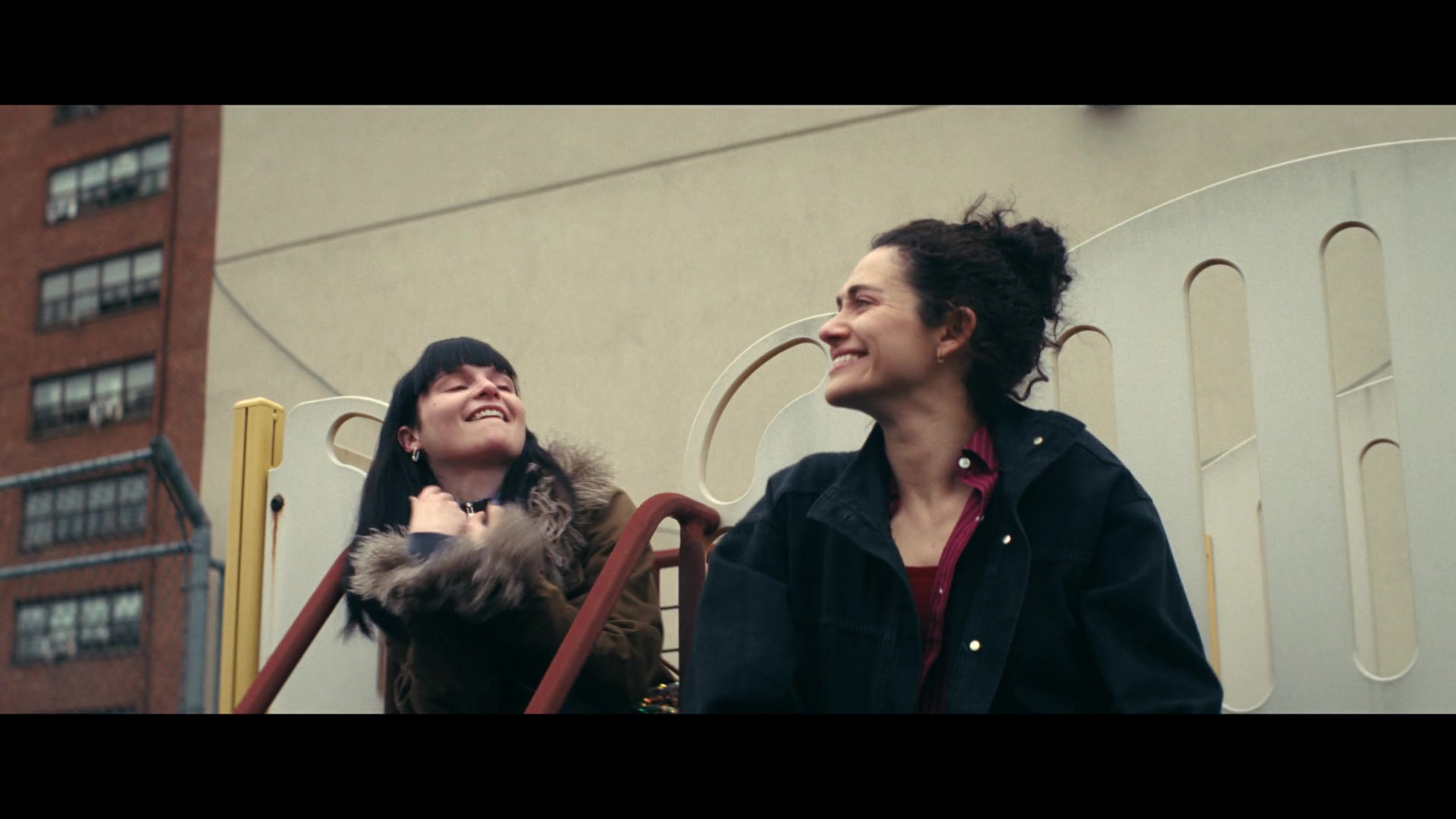 Furious_S01E06_They_Make_a_Noise_Like_Feathers_1080p_ERW_002805.jpg