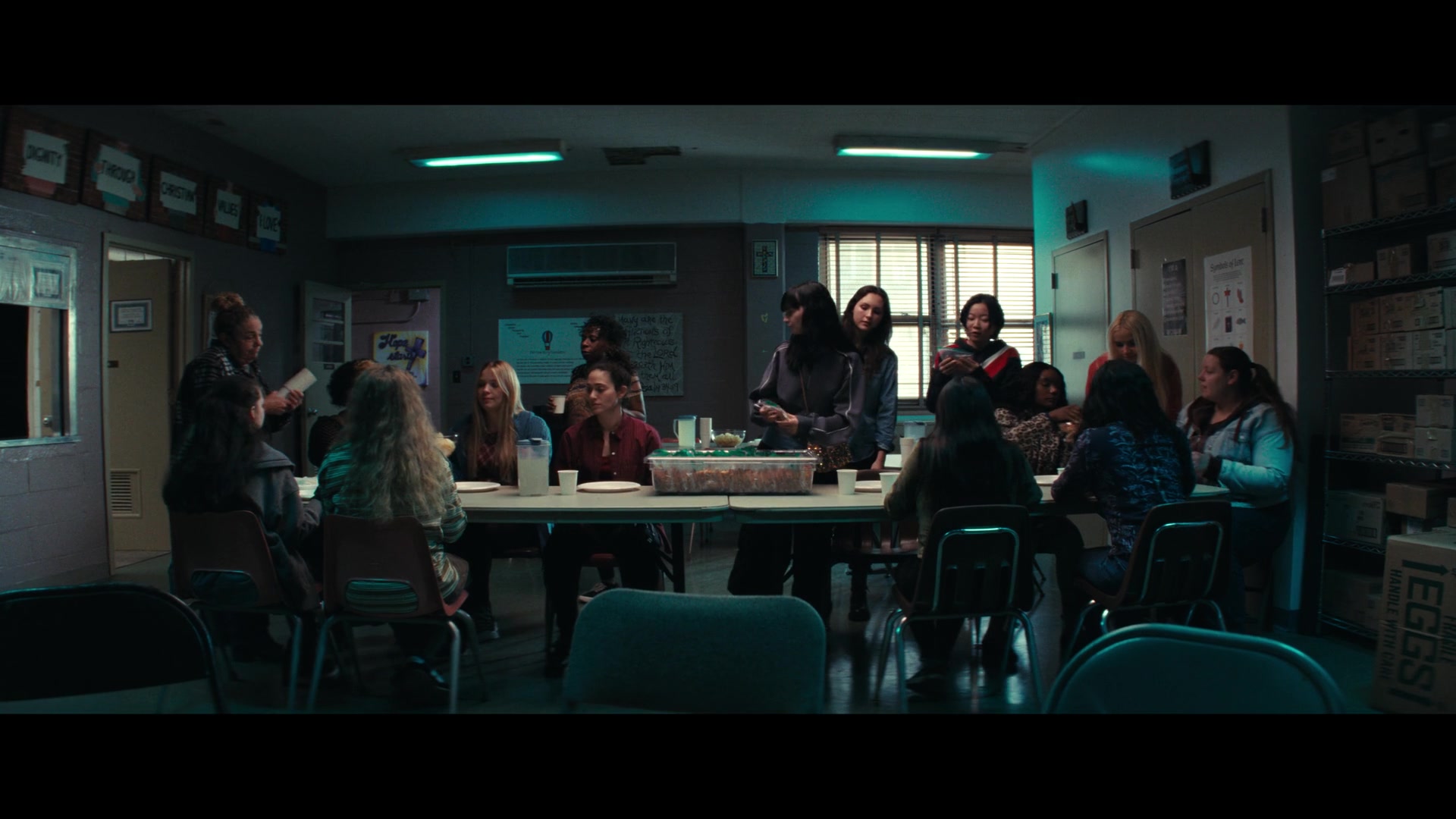 Furious_S01E06_They_Make_a_Noise_Like_Feathers_1080p_ERW_002977.jpg