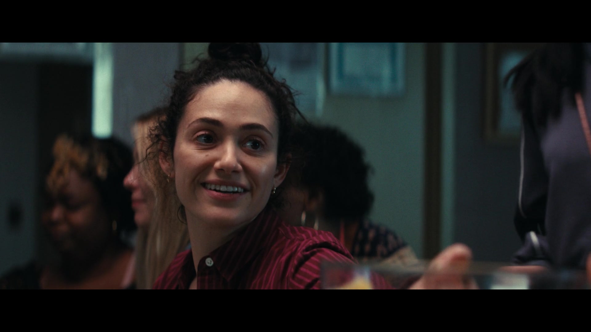 Furious_S01E06_They_Make_a_Noise_Like_Feathers_1080p_ERW_002987.jpg