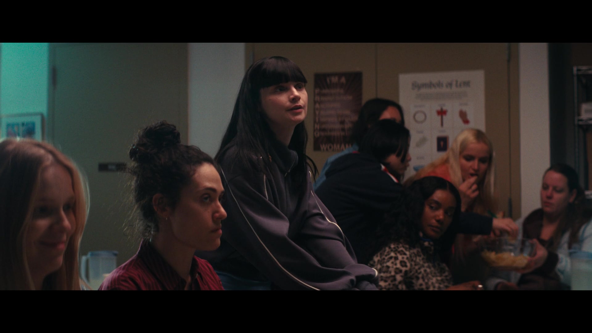 Furious_S01E06_They_Make_a_Noise_Like_Feathers_1080p_ERW_003016.jpg