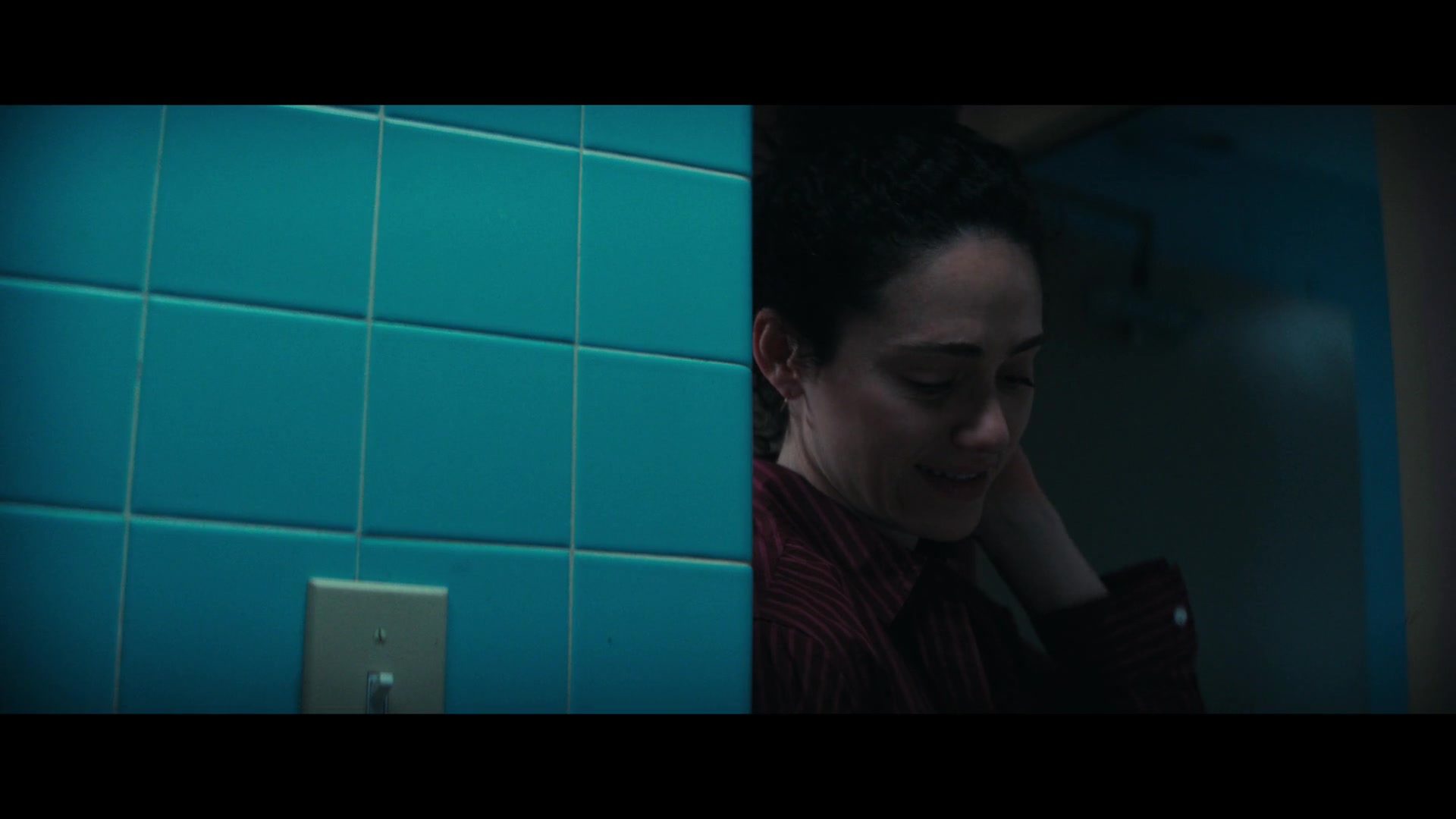 Furious_S01E06_They_Make_a_Noise_Like_Feathers_1080p_ERW_003501.jpg