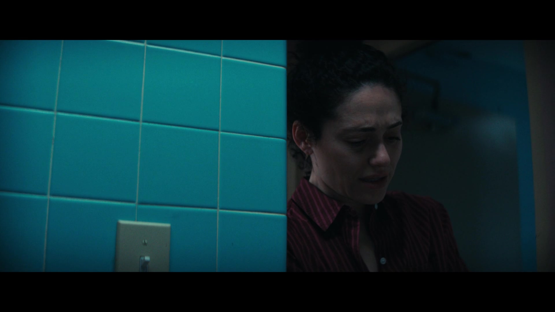 Furious_S01E06_They_Make_a_Noise_Like_Feathers_1080p_ERW_003511.jpg