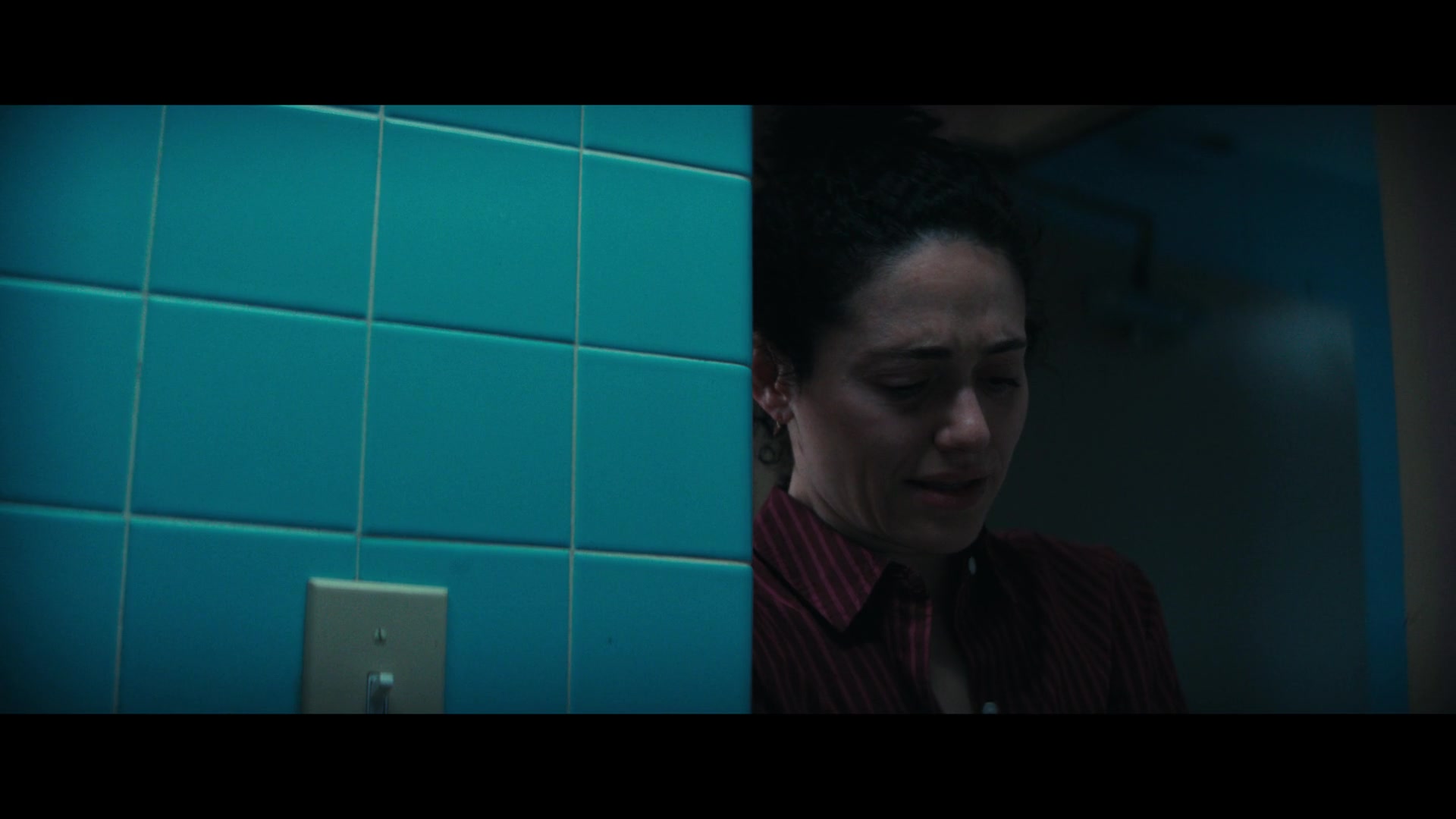 Furious_S01E06_They_Make_a_Noise_Like_Feathers_1080p_ERW_003513.jpg