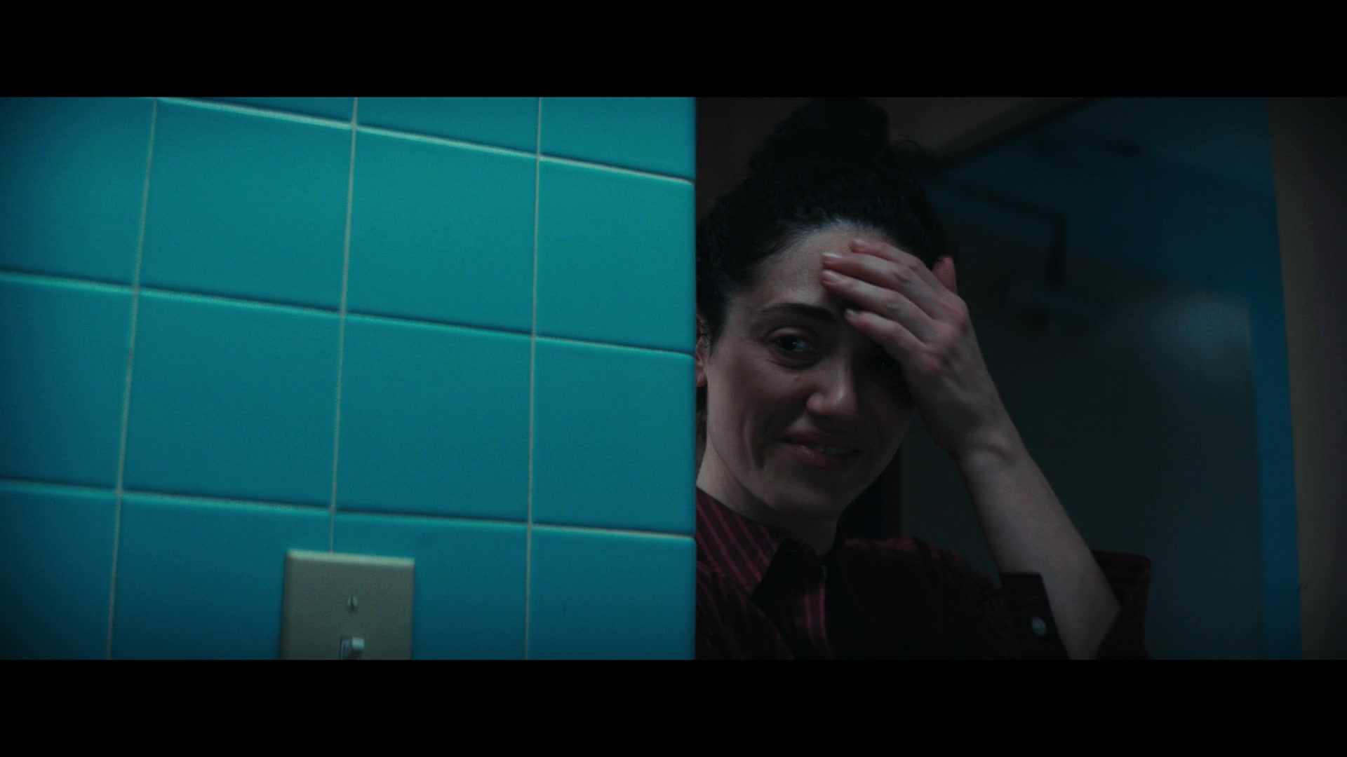 Furious_S01E06_They_Make_a_Noise_Like_Feathers_1080p_ERW_003590.jpg