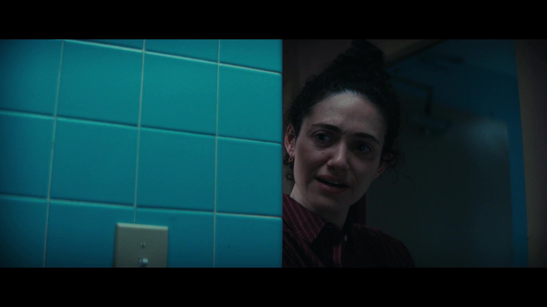 Furious_S01E06_They_Make_a_Noise_Like_Feathers_1080p_ERW_003654.jpg