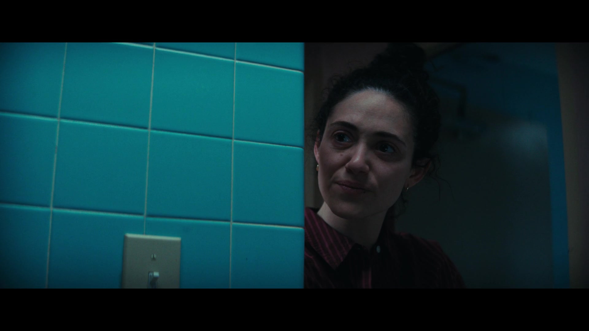 Furious_S01E06_They_Make_a_Noise_Like_Feathers_1080p_ERW_003687.jpg