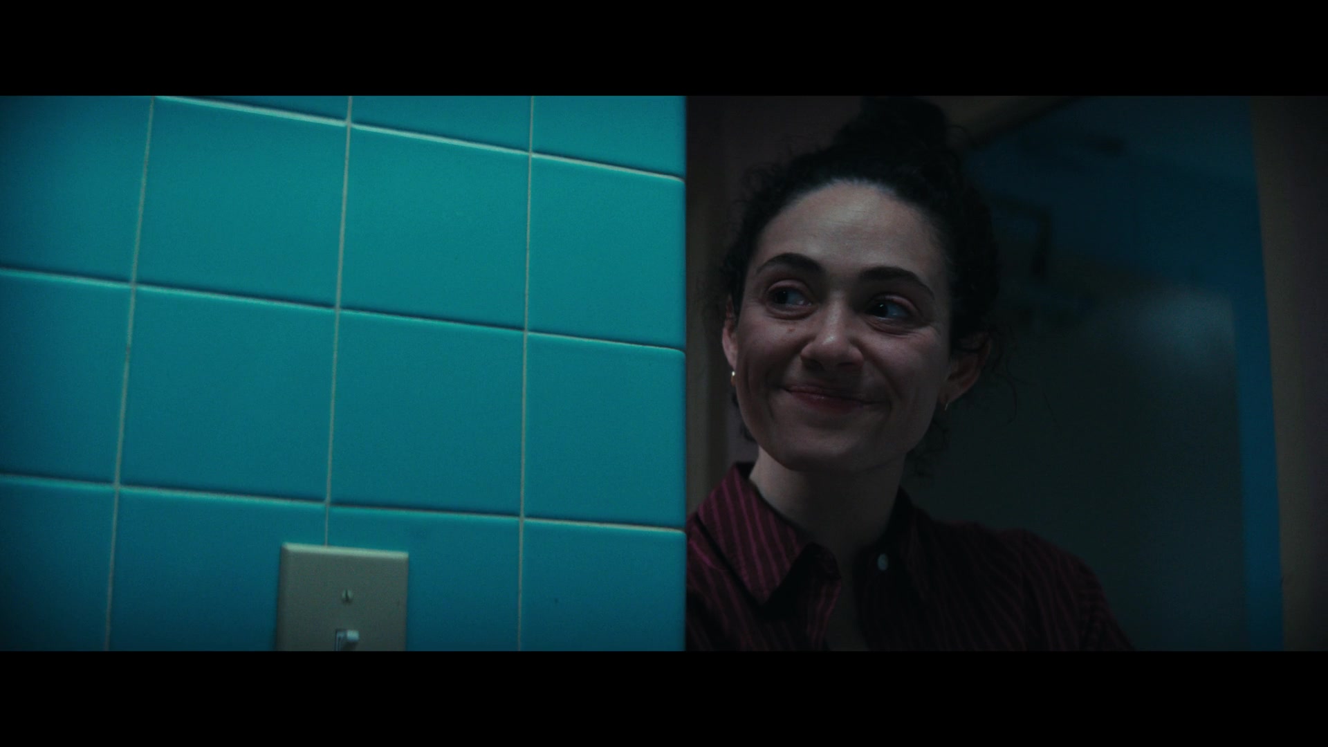 Furious_S01E06_They_Make_a_Noise_Like_Feathers_1080p_ERW_003739.jpg