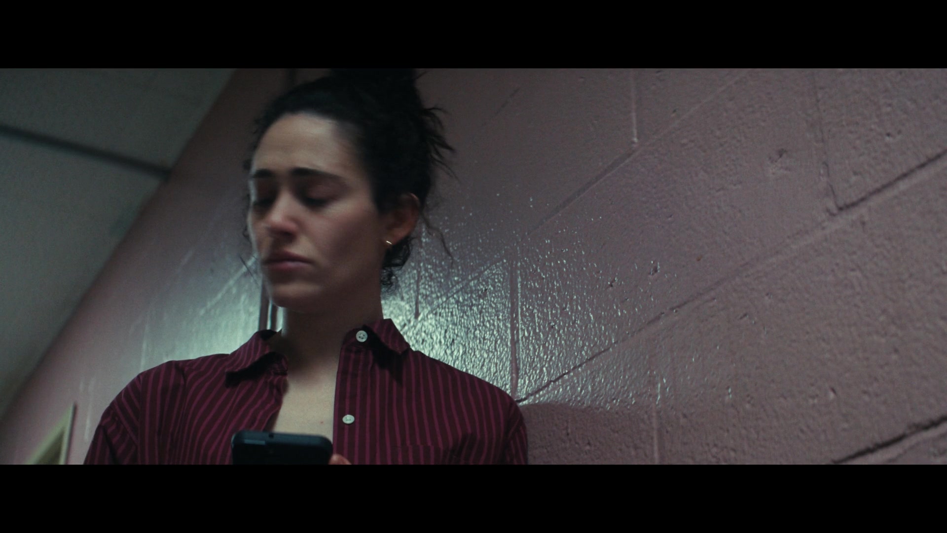 Furious_S01E06_They_Make_a_Noise_Like_Feathers_1080p_ERW_004567.jpg