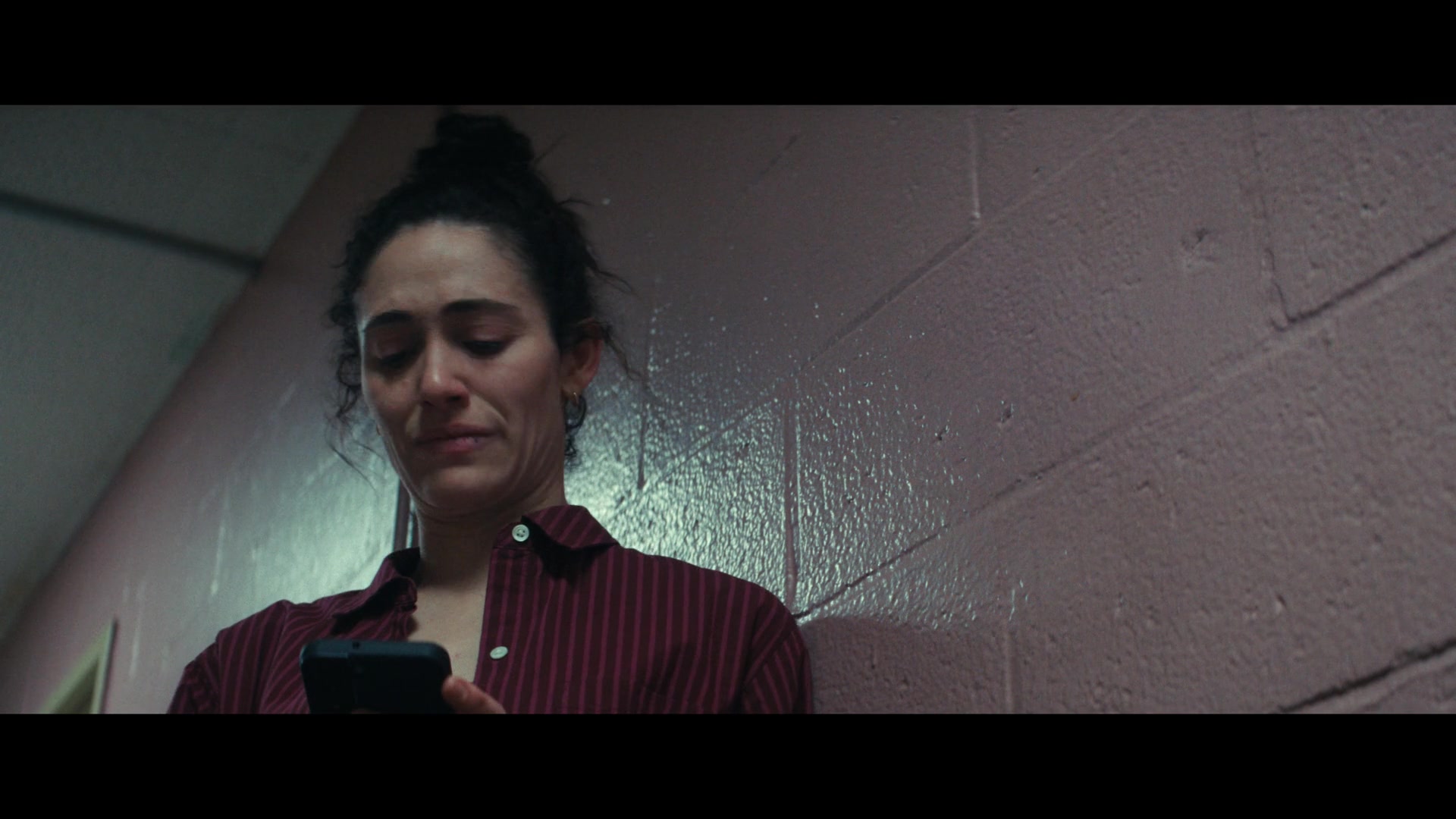 Furious_S01E06_They_Make_a_Noise_Like_Feathers_1080p_ERW_004571.jpg