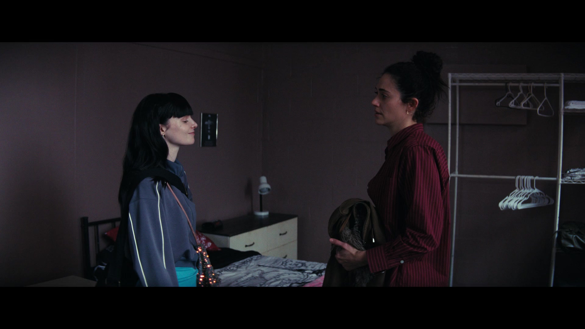 Furious_S01E06_They_Make_a_Noise_Like_Feathers_1080p_ERW_004733.jpg Furious_S01E06_They_Make_a_Noise_Like_Feathers_1080p_ERW_004733.jpg