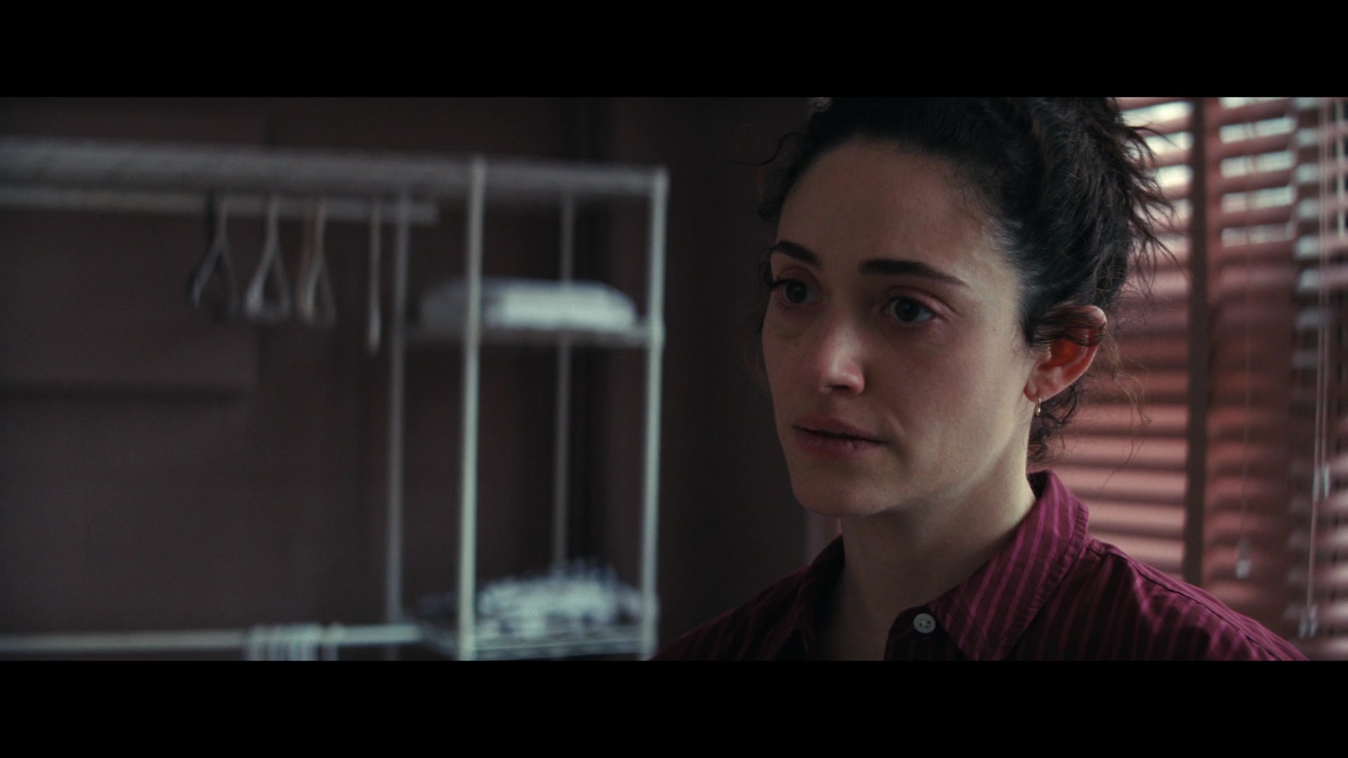 Furious_S01E06_They_Make_a_Noise_Like_Feathers_1080p_ERW_004753.jpg