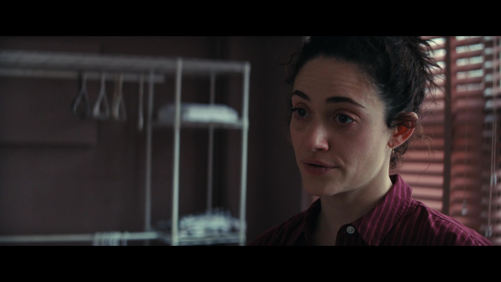 Furious_S01E06_They_Make_a_Noise_Like_Feathers_1080p_ERW_004756.jpg