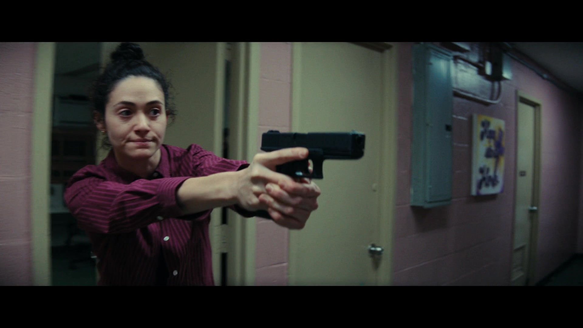 Furious_S01E06_They_Make_a_Noise_Like_Feathers_1080p_ERW_004799.jpg