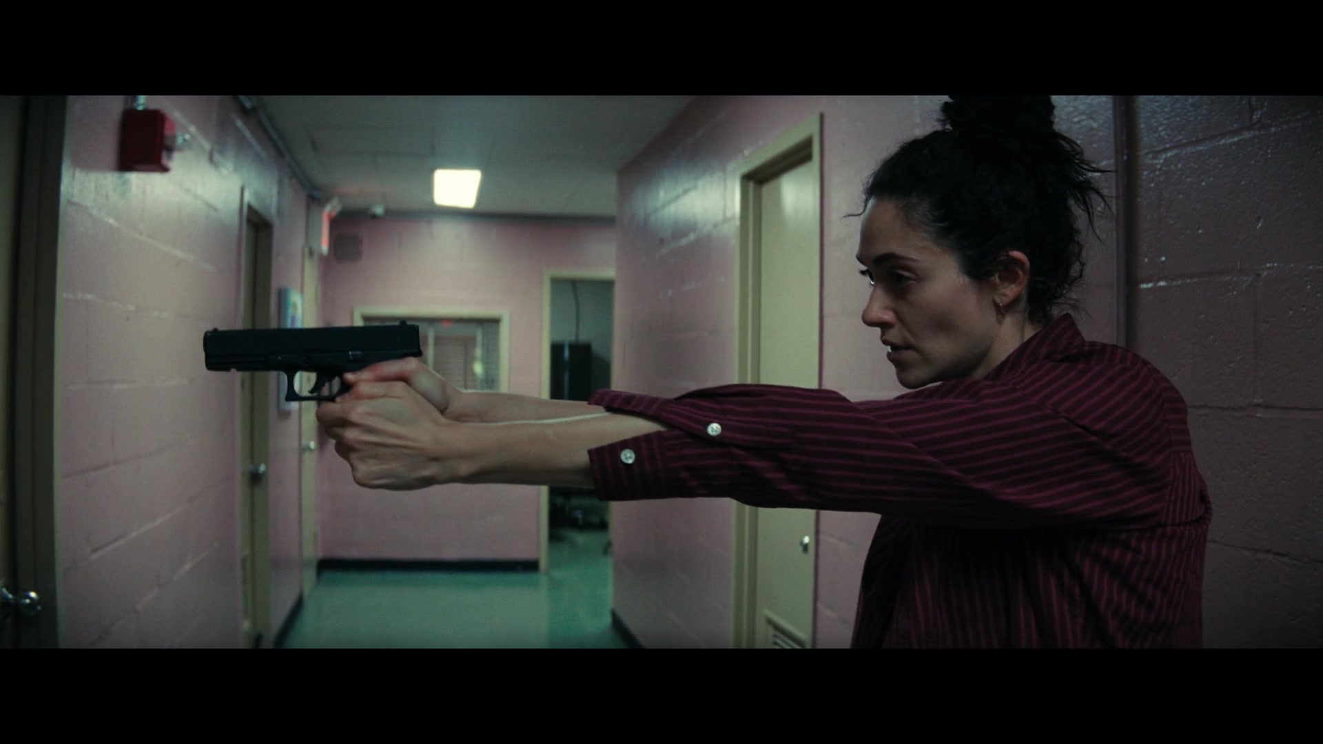 Furious_S01E06_They_Make_a_Noise_Like_Feathers_1080p_ERW_004833.jpg Furious_S01E06_They_Make_a_Noise_Like_Feathers_1080p_ERW_004833.jpg
