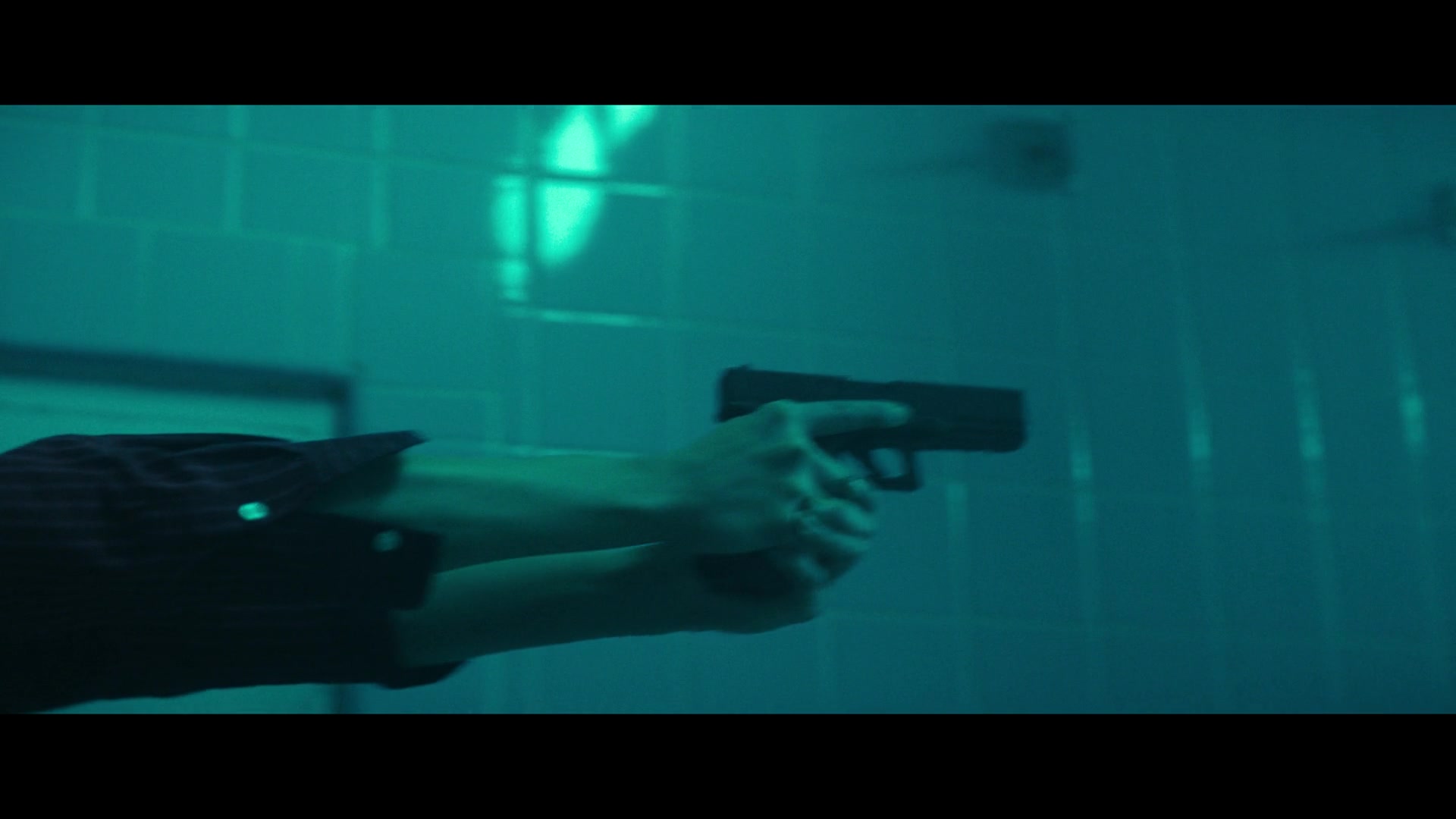 Furious_S01E06_They_Make_a_Noise_Like_Feathers_1080p_ERW_004872.jpg Furious_S01E06_They_Make_a_Noise_Like_Feathers_1080p_ERW_004872.jpg