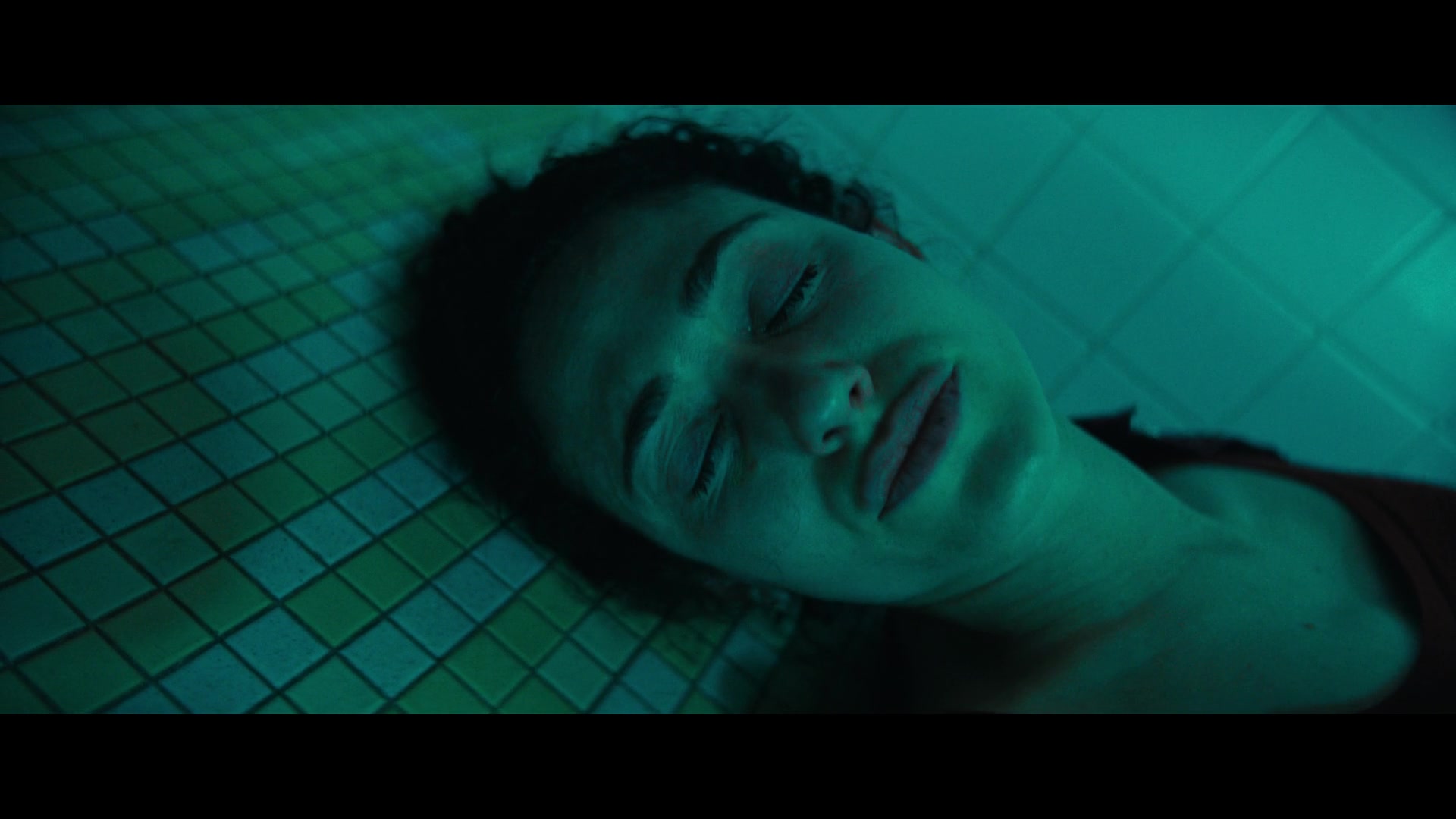 Furious_S01E06_They_Make_a_Noise_Like_Feathers_1080p_ERW_005722.jpg Furious_S01E06_They_Make_a_Noise_Like_Feathers_1080p_ERW_005722.jpg