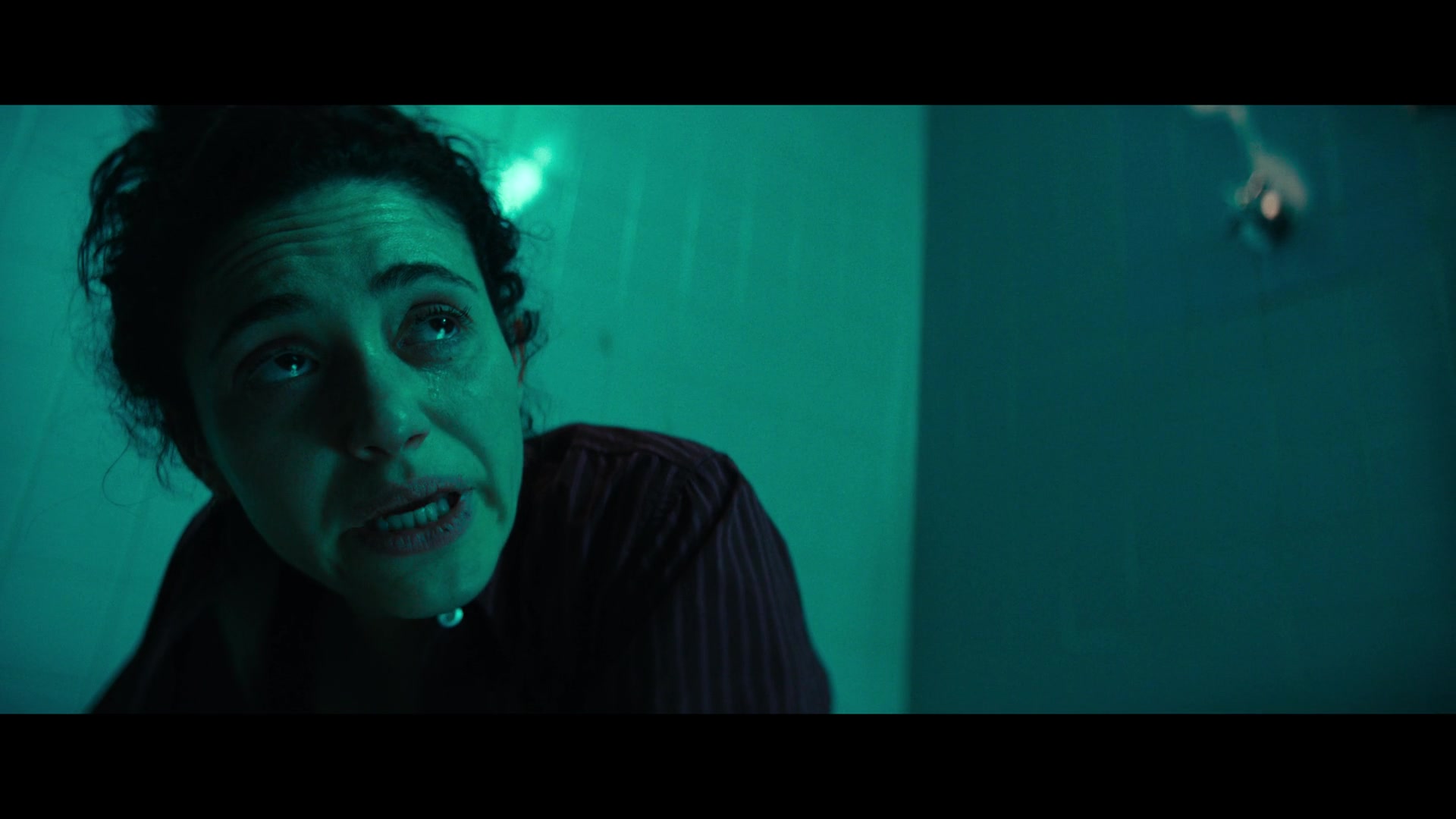 Furious_S01E06_They_Make_a_Noise_Like_Feathers_1080p_ERW_006091.jpg