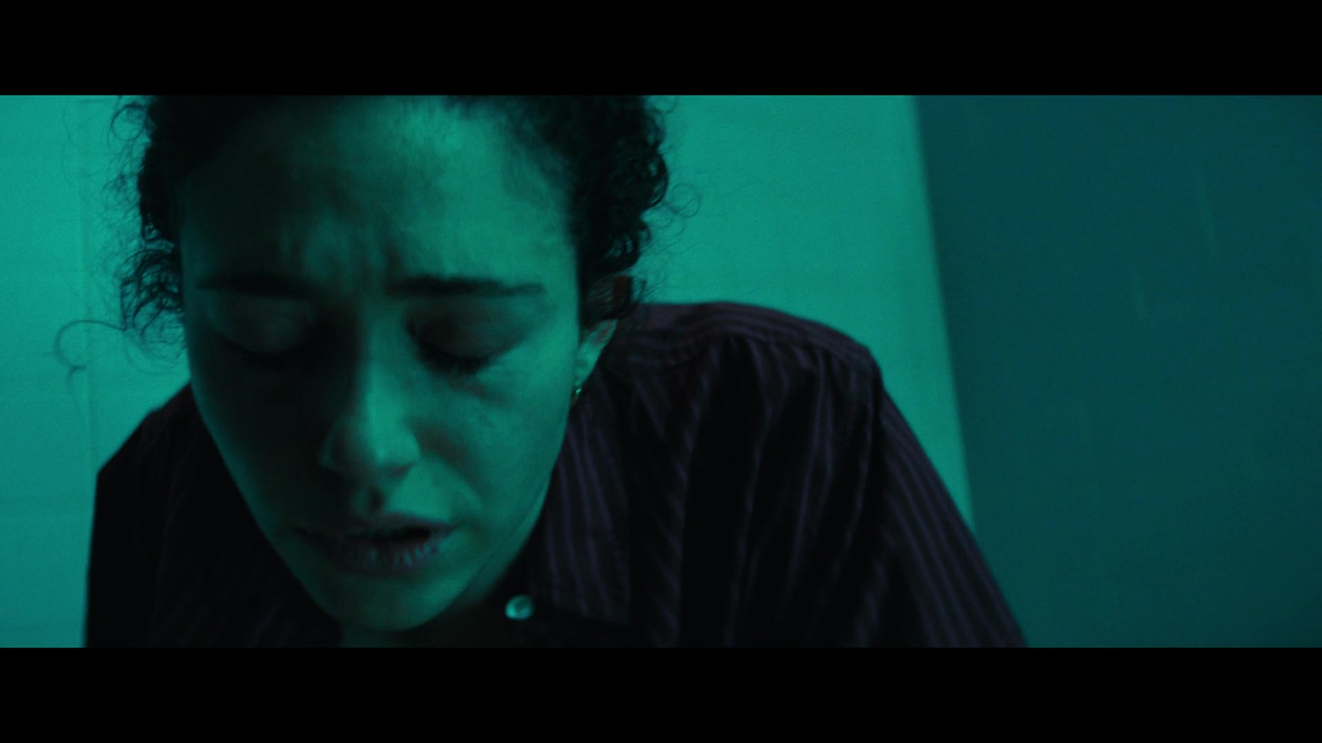 Furious_S01E06_They_Make_a_Noise_Like_Feathers_1080p_ERW_006172.jpg