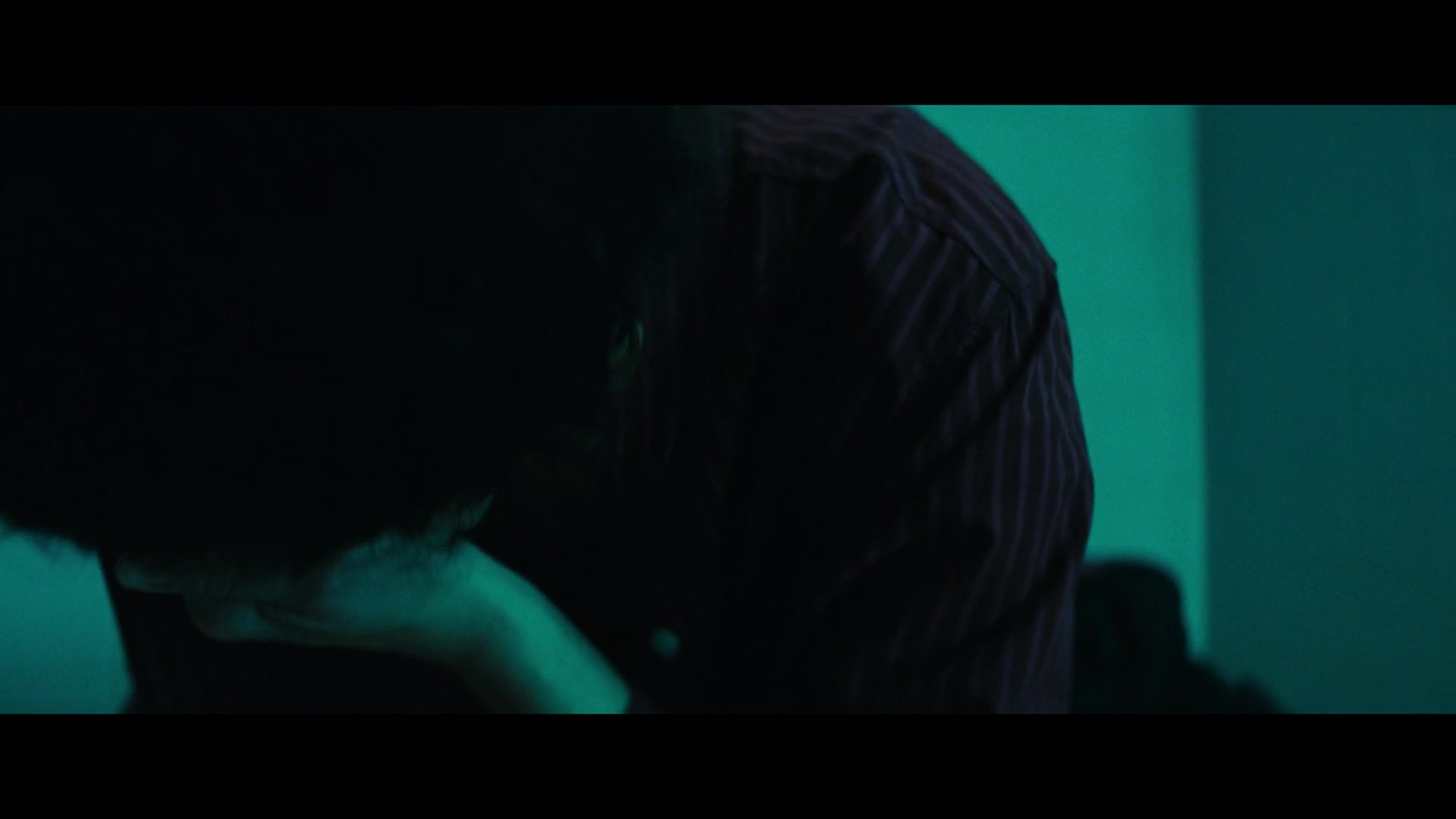 Furious_S01E06_They_Make_a_Noise_Like_Feathers_1080p_ERW_006180.jpg