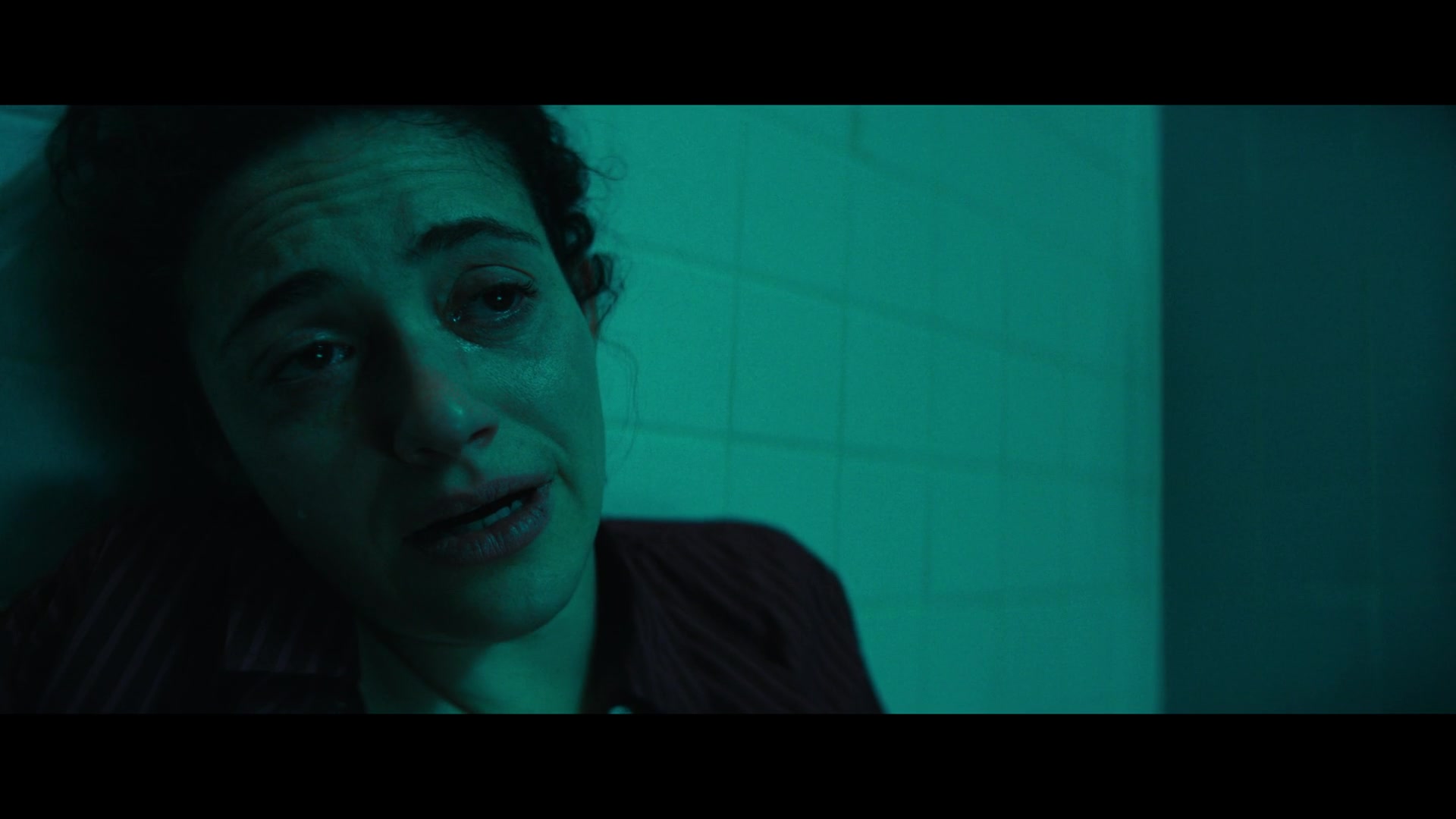 Furious_S01E06_They_Make_a_Noise_Like_Feathers_1080p_ERW_006324.jpg