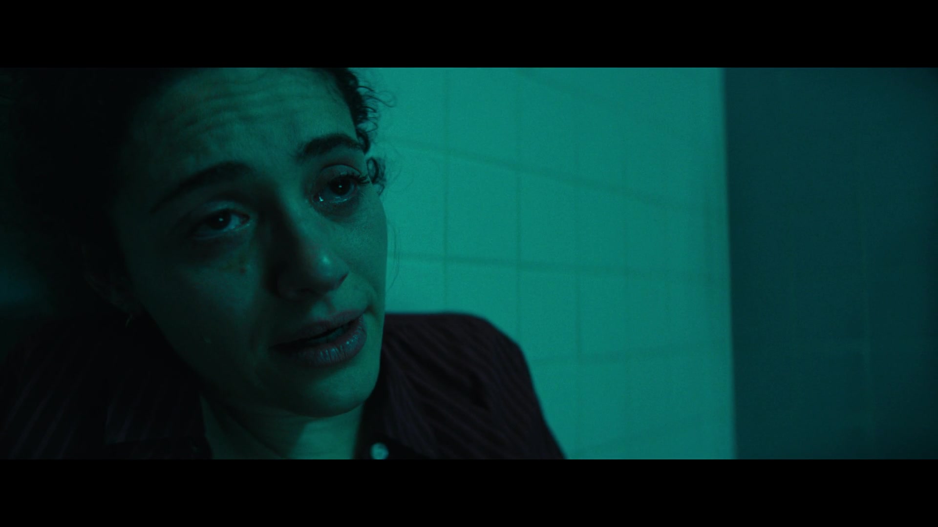 Furious_S01E06_They_Make_a_Noise_Like_Feathers_1080p_ERW_006330.jpg