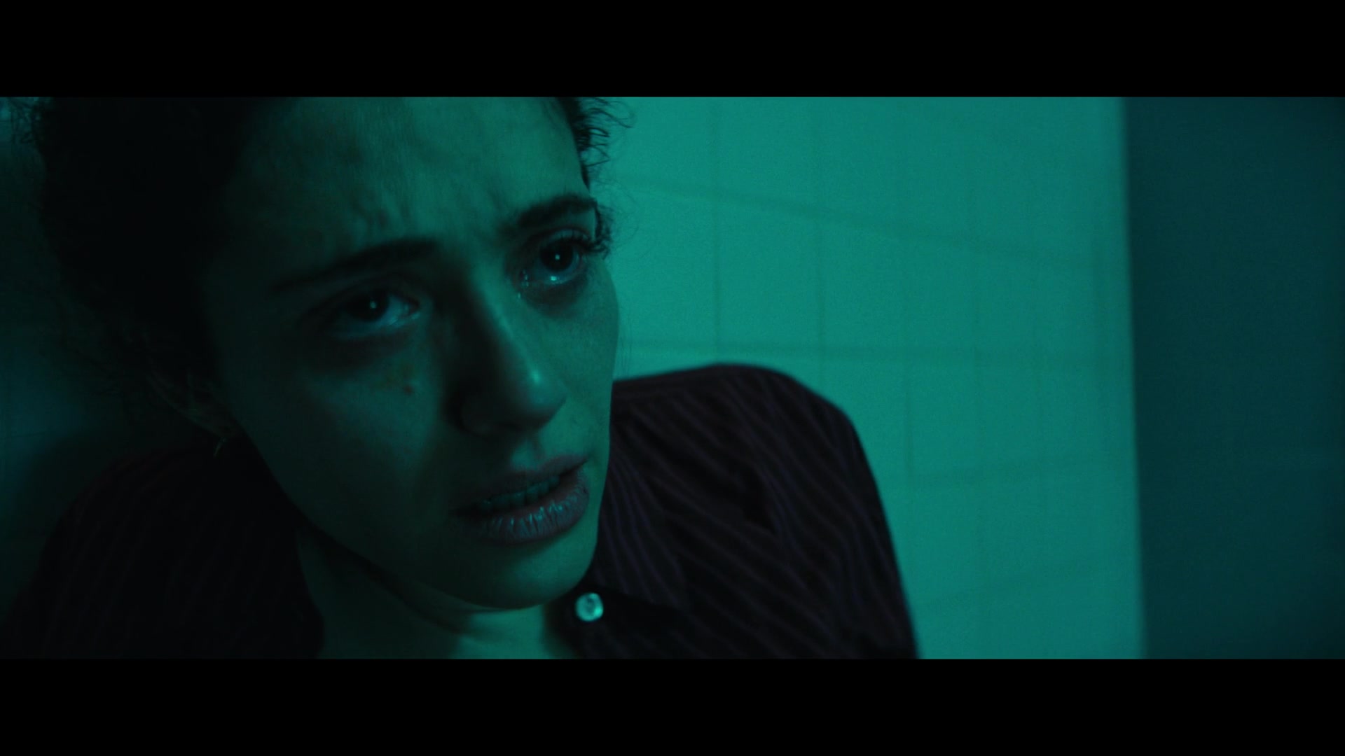 Furious_S01E06_They_Make_a_Noise_Like_Feathers_1080p_ERW_006369.jpg