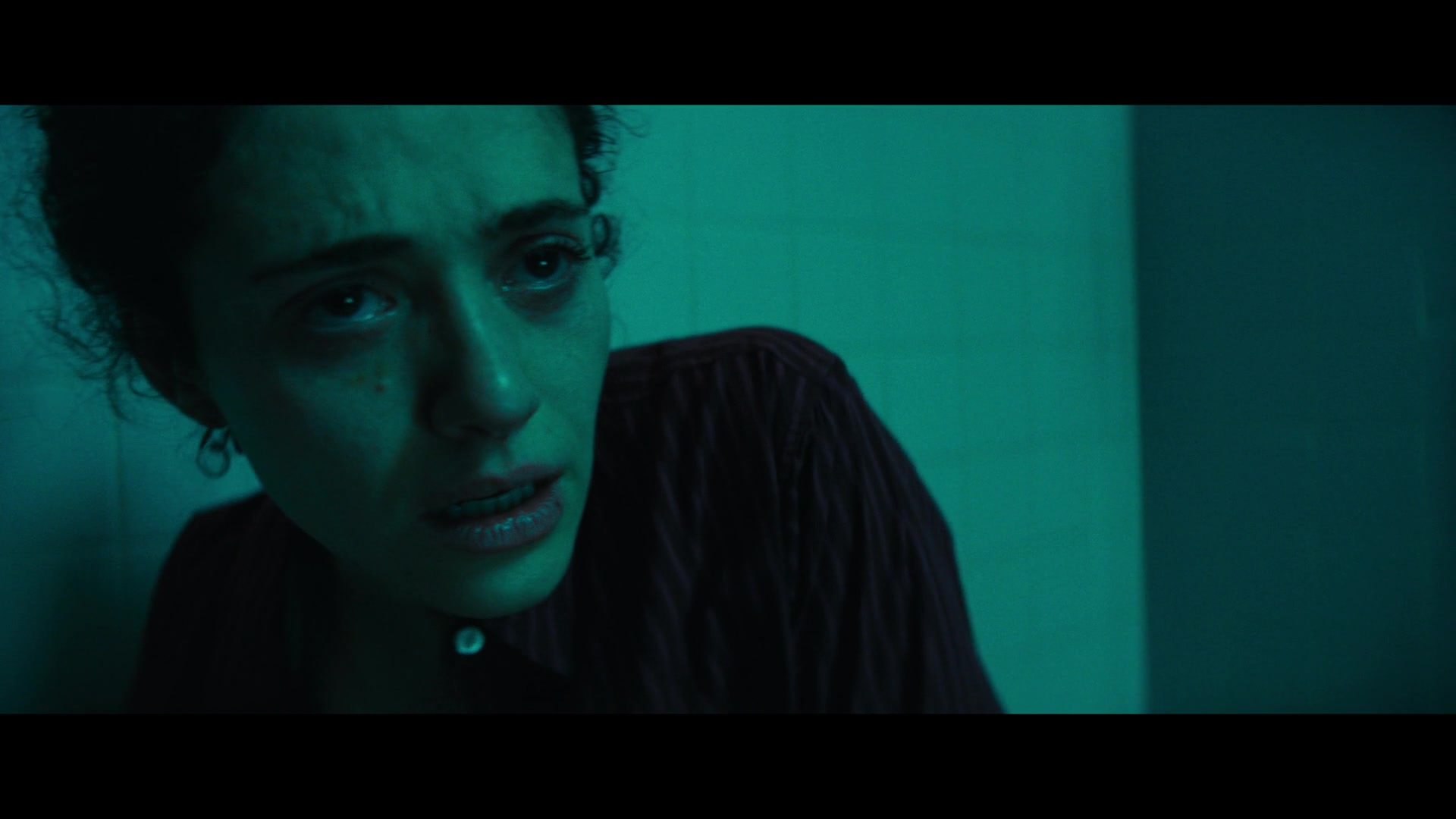 Furious_S01E06_They_Make_a_Noise_Like_Feathers_1080p_ERW_006376.jpg