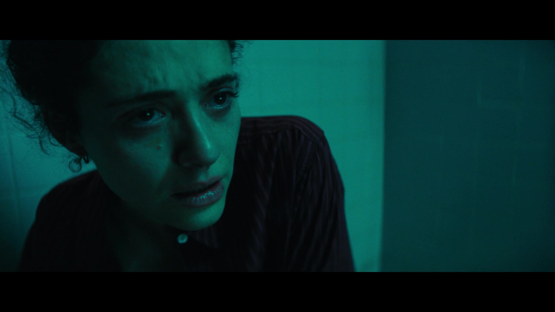 Furious_S01E06_They_Make_a_Noise_Like_Feathers_1080p_ERW_006382.jpg
