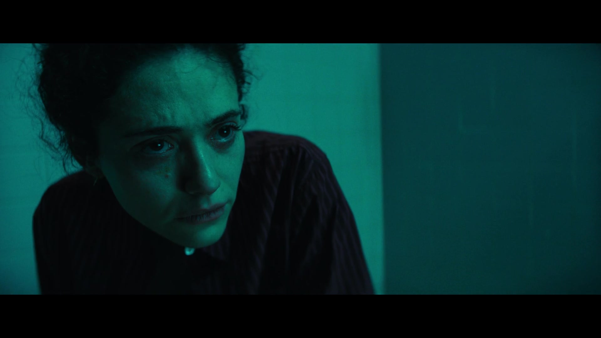 Furious_S01E06_They_Make_a_Noise_Like_Feathers_1080p_ERW_006400.jpg