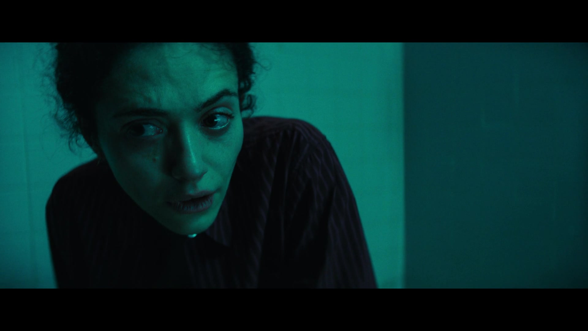 Furious_S01E06_They_Make_a_Noise_Like_Feathers_1080p_ERW_006404.jpg