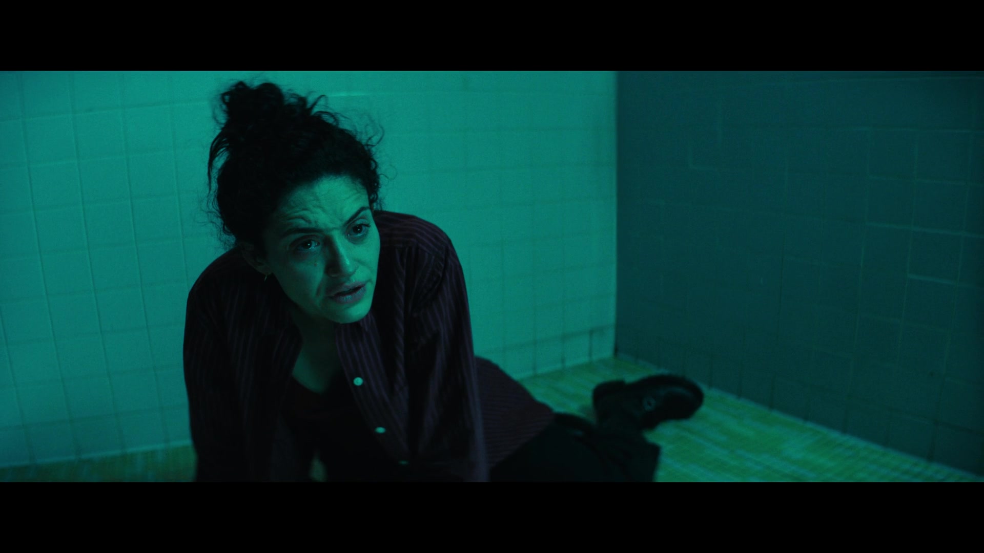 Furious_S01E06_They_Make_a_Noise_Like_Feathers_1080p_ERW_006503.jpg