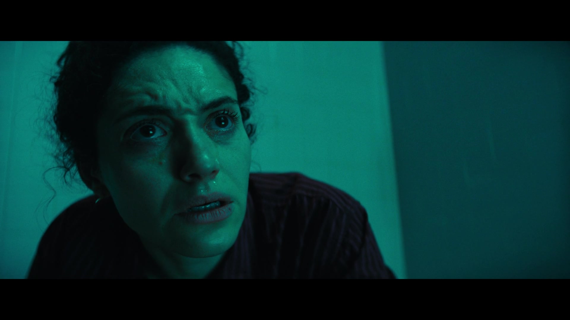 Furious_S01E06_They_Make_a_Noise_Like_Feathers_1080p_ERW_006525.jpg