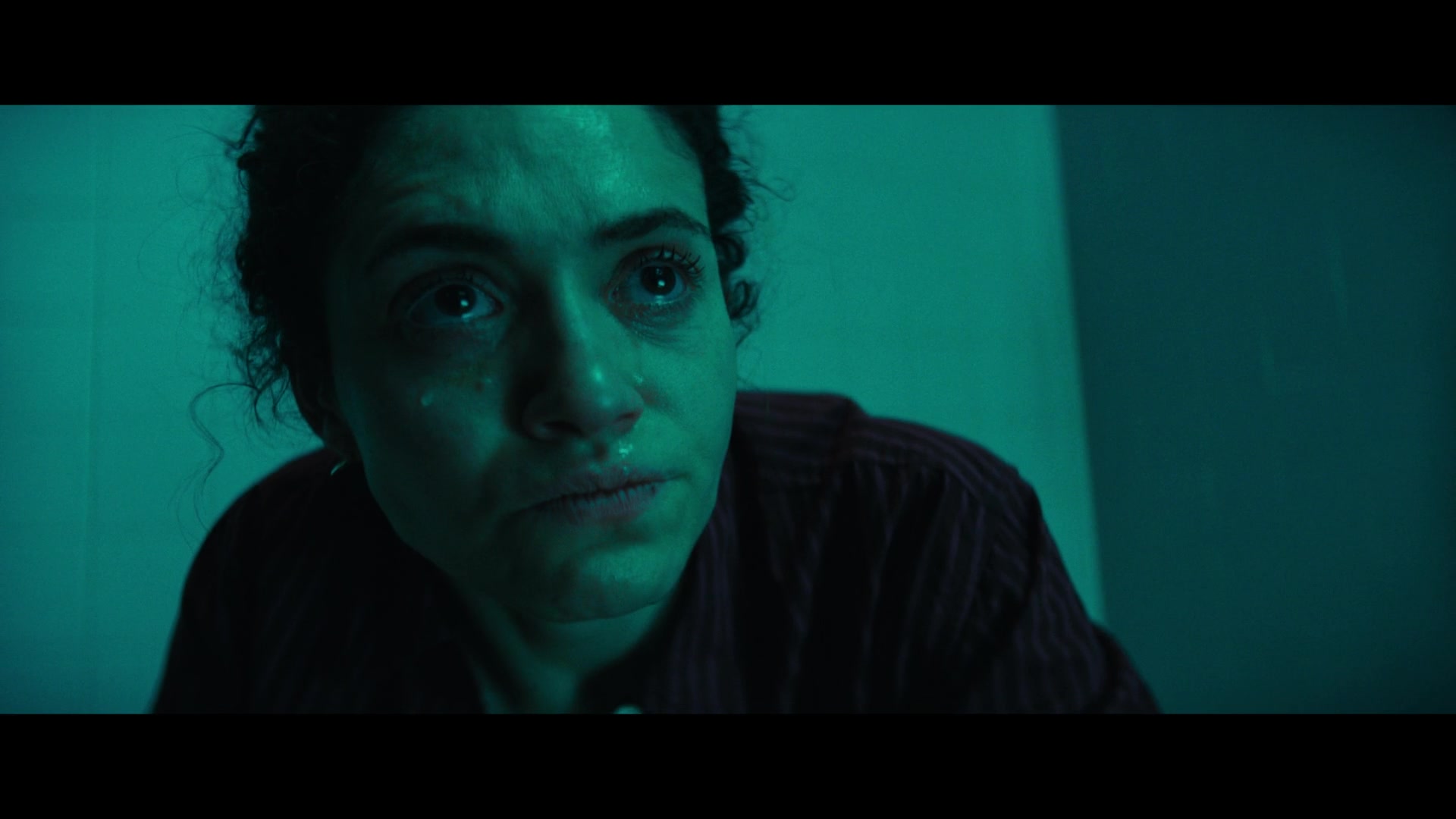 Furious_S01E06_They_Make_a_Noise_Like_Feathers_1080p_ERW_006549.jpg