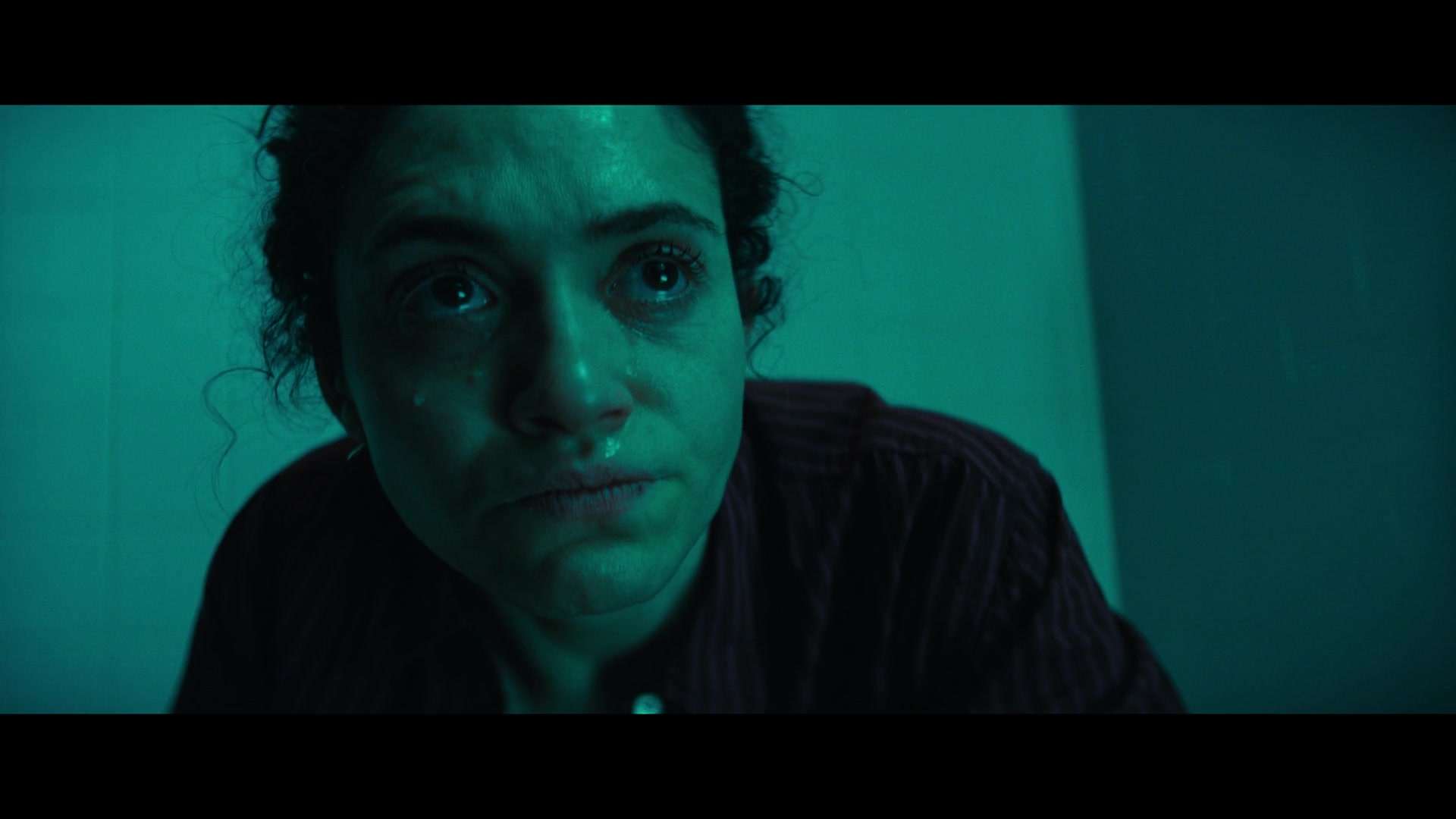 Furious_S01E06_They_Make_a_Noise_Like_Feathers_1080p_ERW_006550.jpg