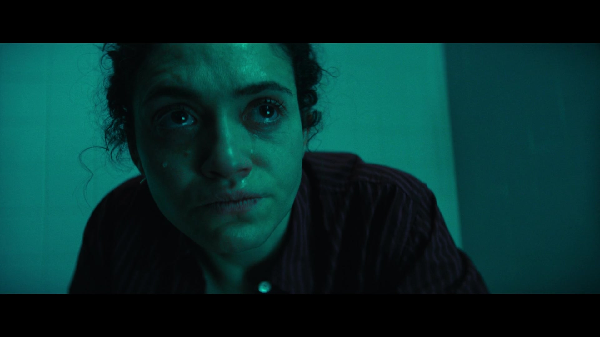 Furious_S01E06_They_Make_a_Noise_Like_Feathers_1080p_ERW_006551.jpg