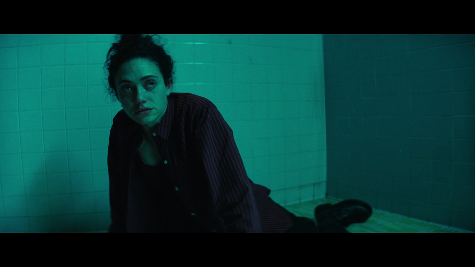 Furious_S01E06_They_Make_a_Noise_Like_Feathers_1080p_ERW_006587.jpg