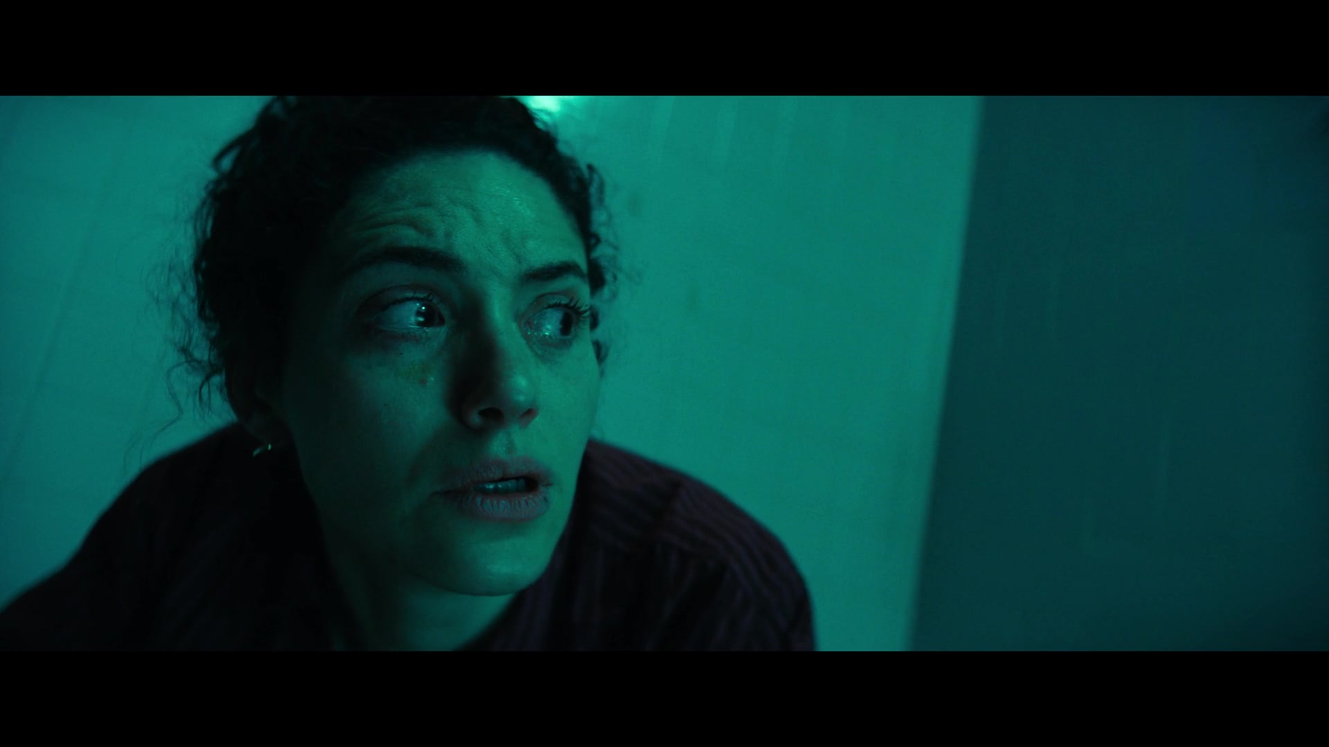 Furious_S01E06_They_Make_a_Noise_Like_Feathers_1080p_ERW_006655.jpg