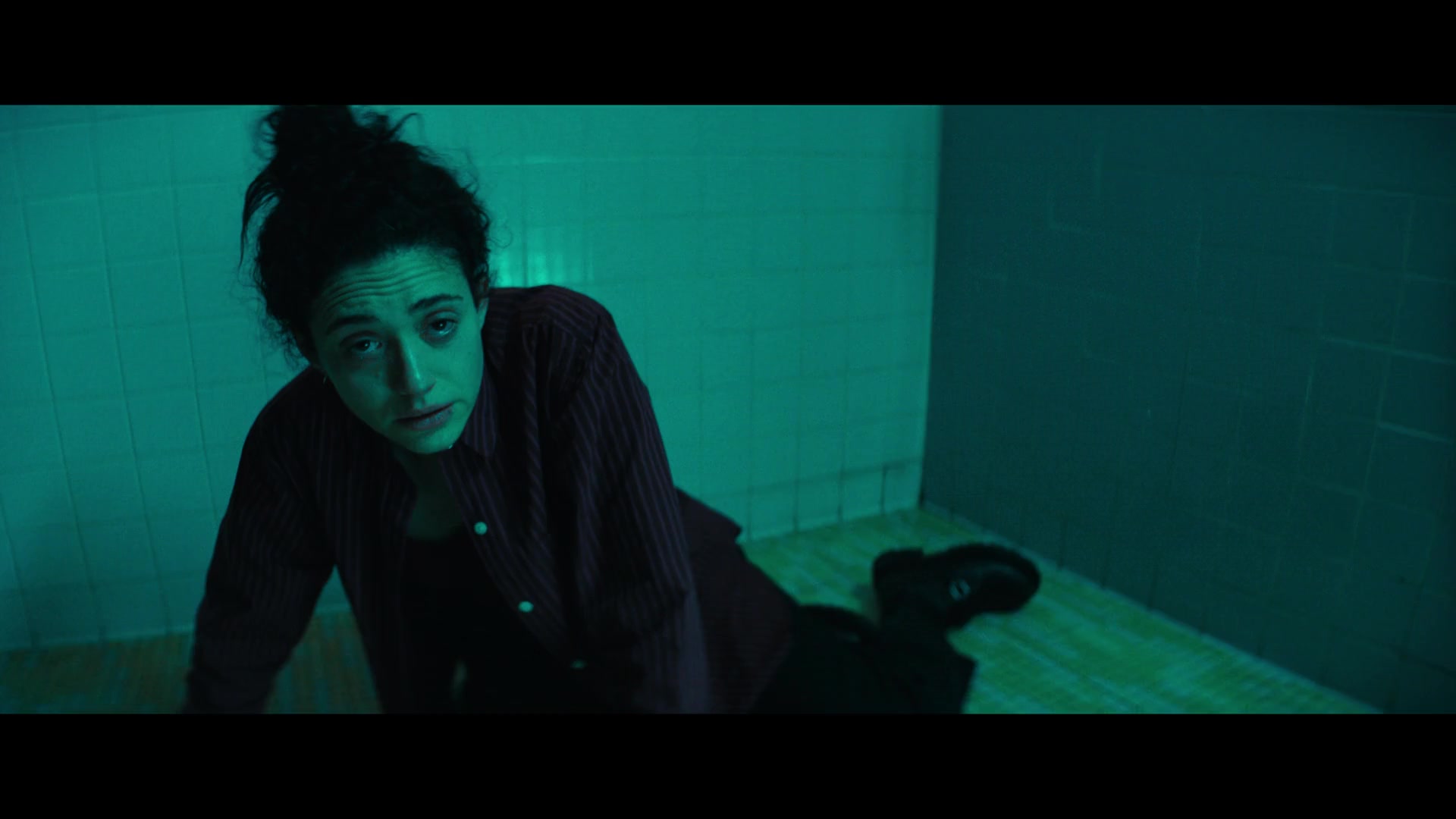 Furious_S01E06_They_Make_a_Noise_Like_Feathers_1080p_ERW_006694.jpg