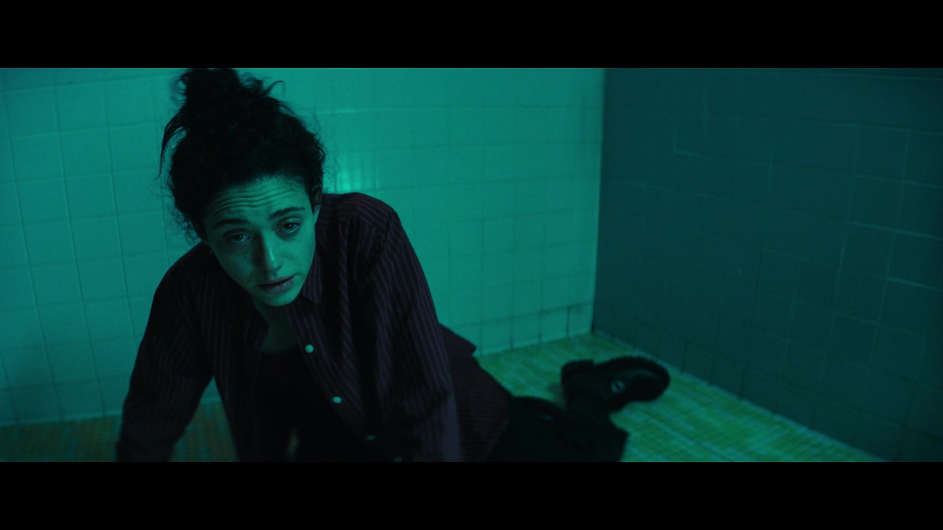 Furious_S01E06_They_Make_a_Noise_Like_Feathers_1080p_ERW_006698.jpg