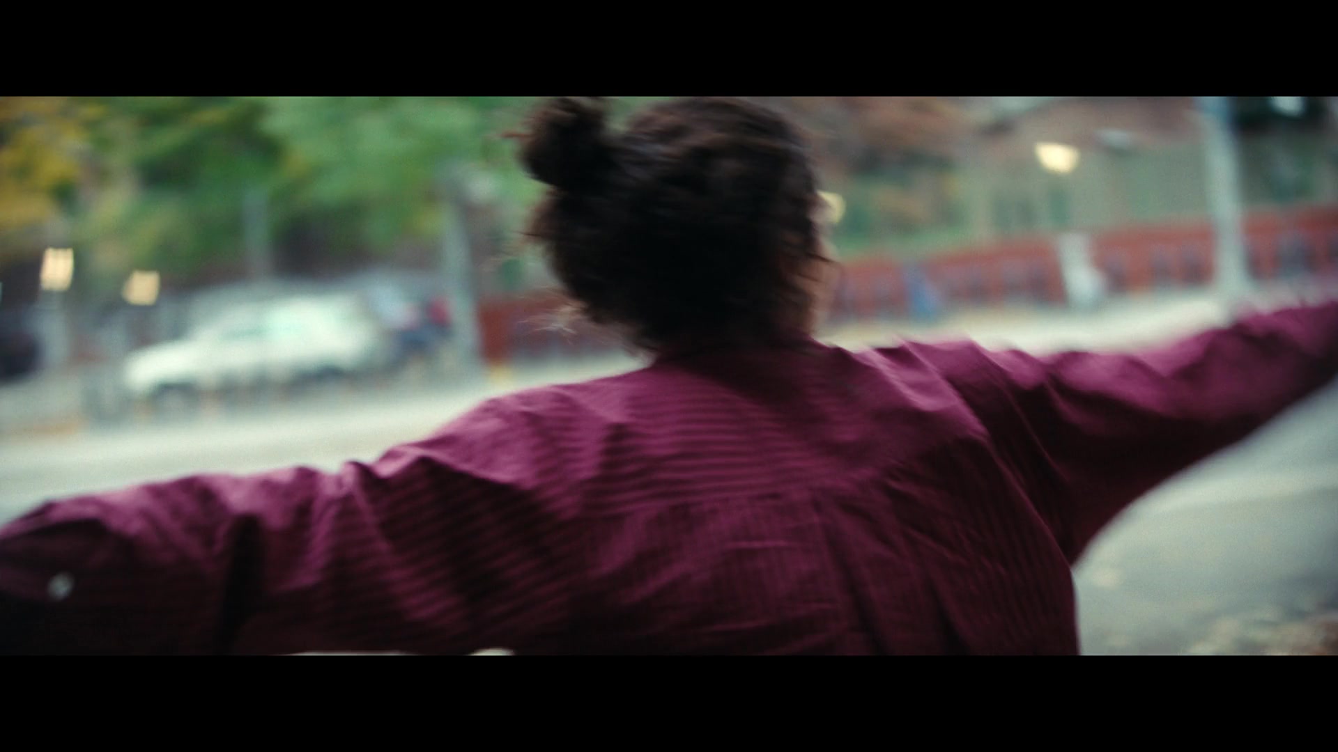 Furious_S01E06_They_Make_a_Noise_Like_Feathers_1080p_ERW_006781.jpg