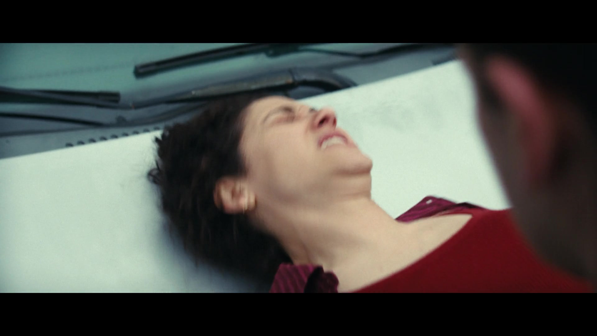 Furious_S01E06_They_Make_a_Noise_Like_Feathers_1080p_ERW_006836.jpg