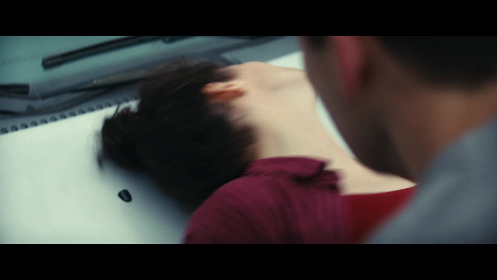 Furious_S01E06_They_Make_a_Noise_Like_Feathers_1080p_ERW_006838.jpg