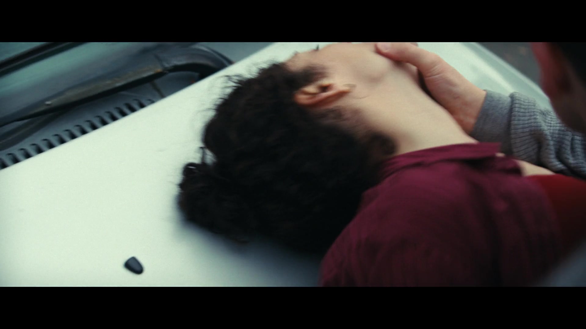 Furious_S01E06_They_Make_a_Noise_Like_Feathers_1080p_ERW_006841.jpg
