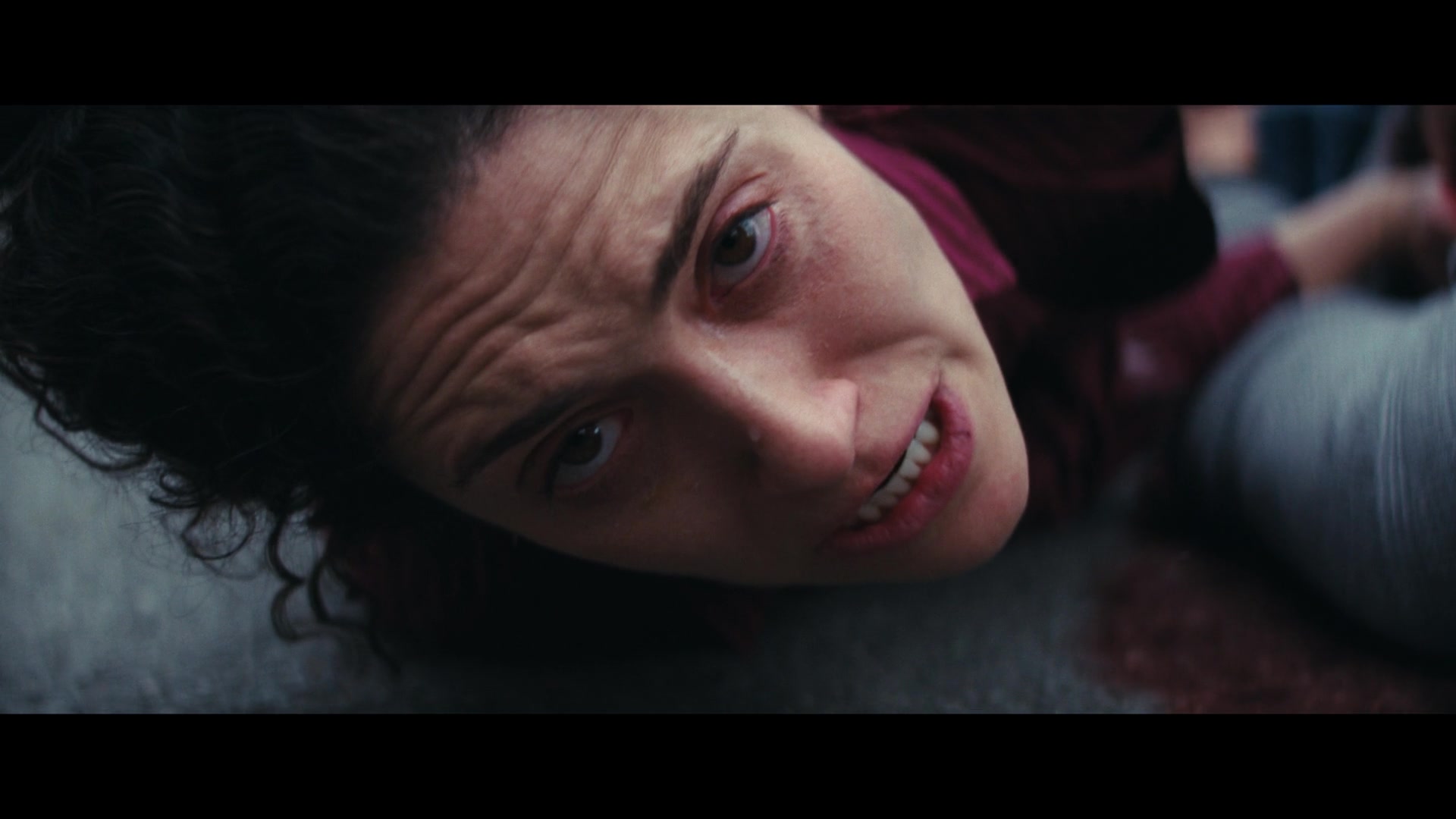 Furious_S01E06_They_Make_a_Noise_Like_Feathers_1080p_ERW_006992.jpg