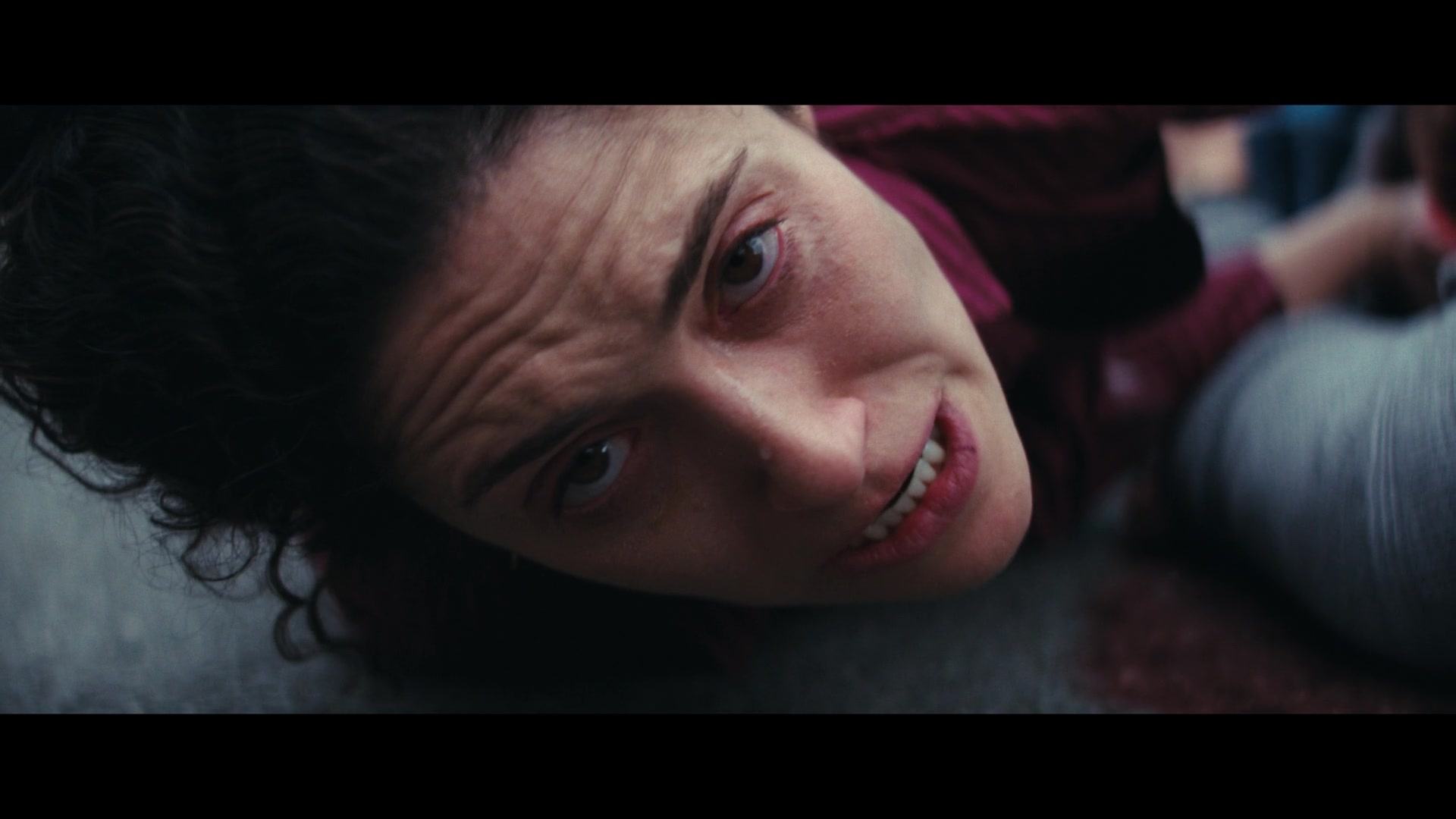 Furious_S01E06_They_Make_a_Noise_Like_Feathers_1080p_ERW_006993.jpg