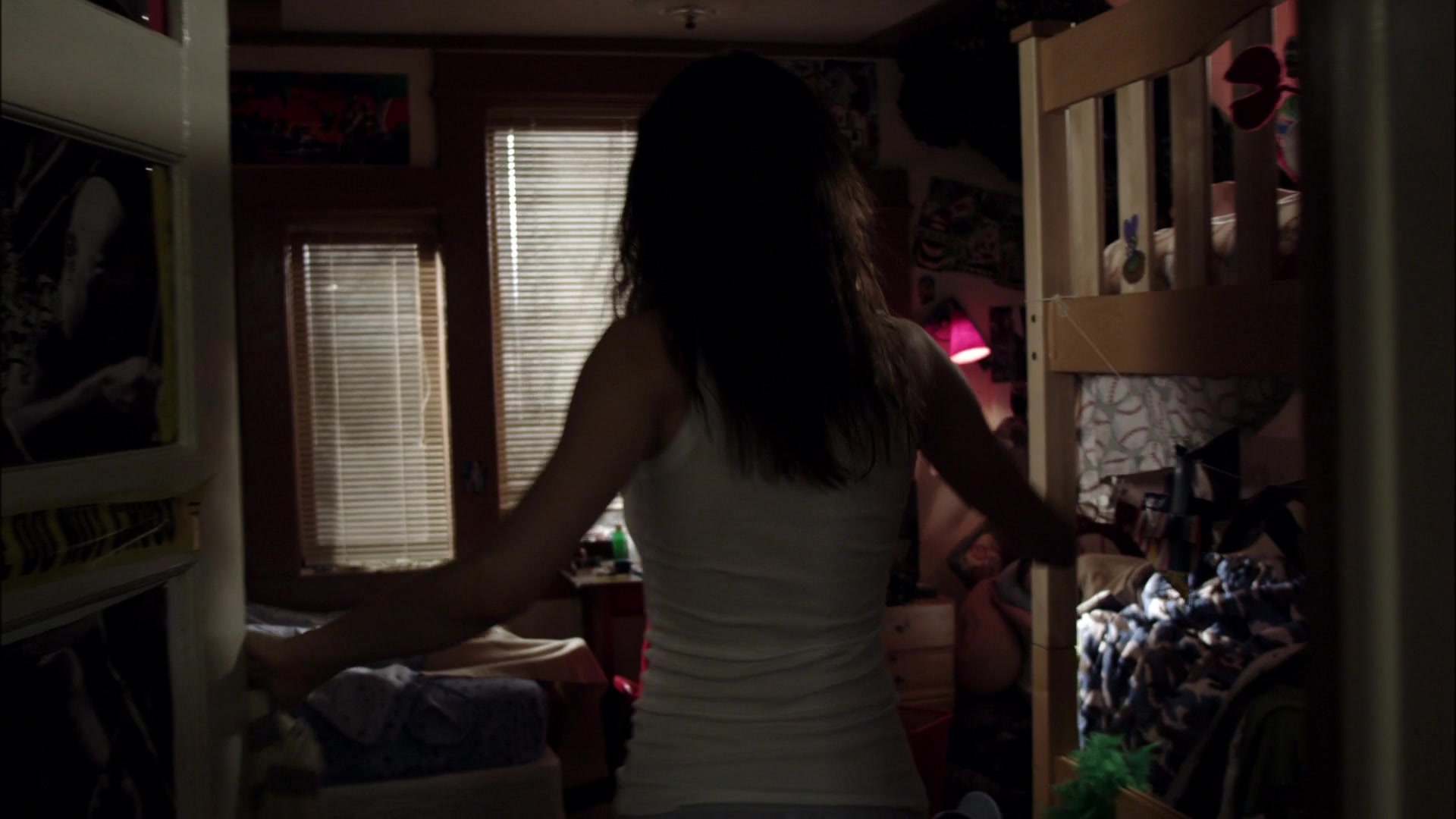 Shameless_US_S01E01_1080p_ERW_000377.jpg