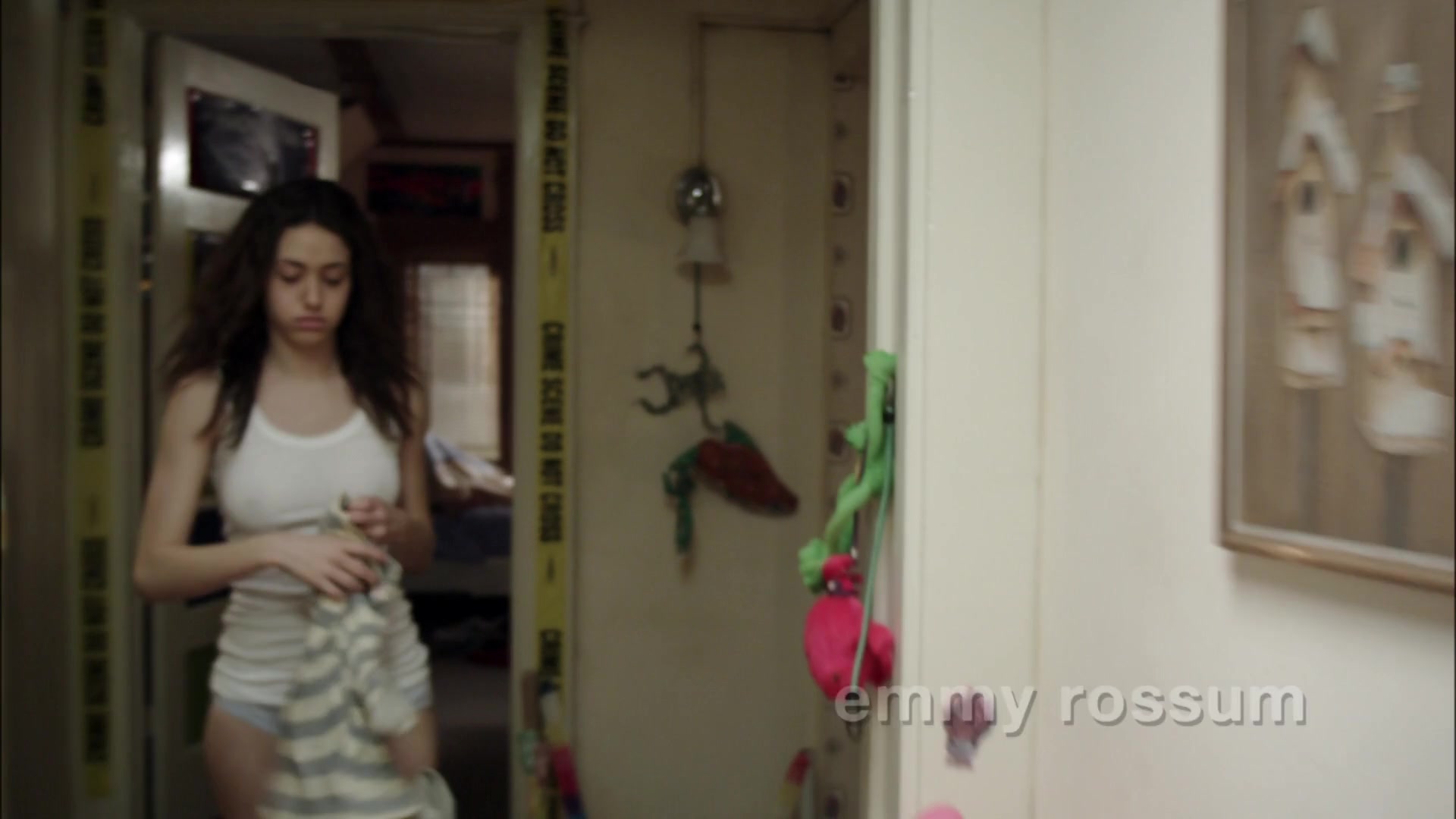 Shameless_US_S01E01_1080p_ERW_000387.jpg