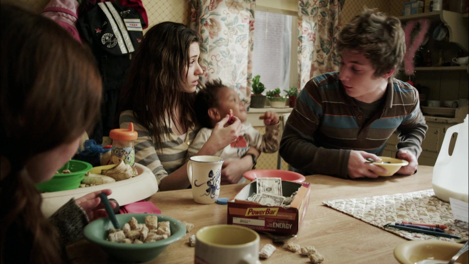Shameless_US_S01E01_1080p_ERW_000594.jpg