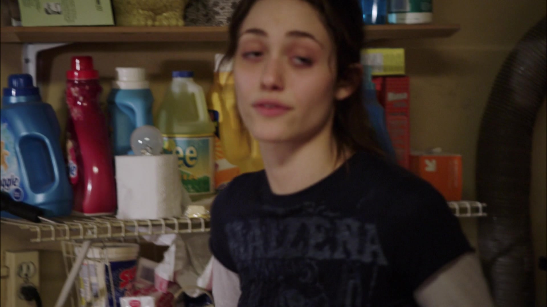 Shameless_US_S01E01_1080p_ERW_003264.jpg