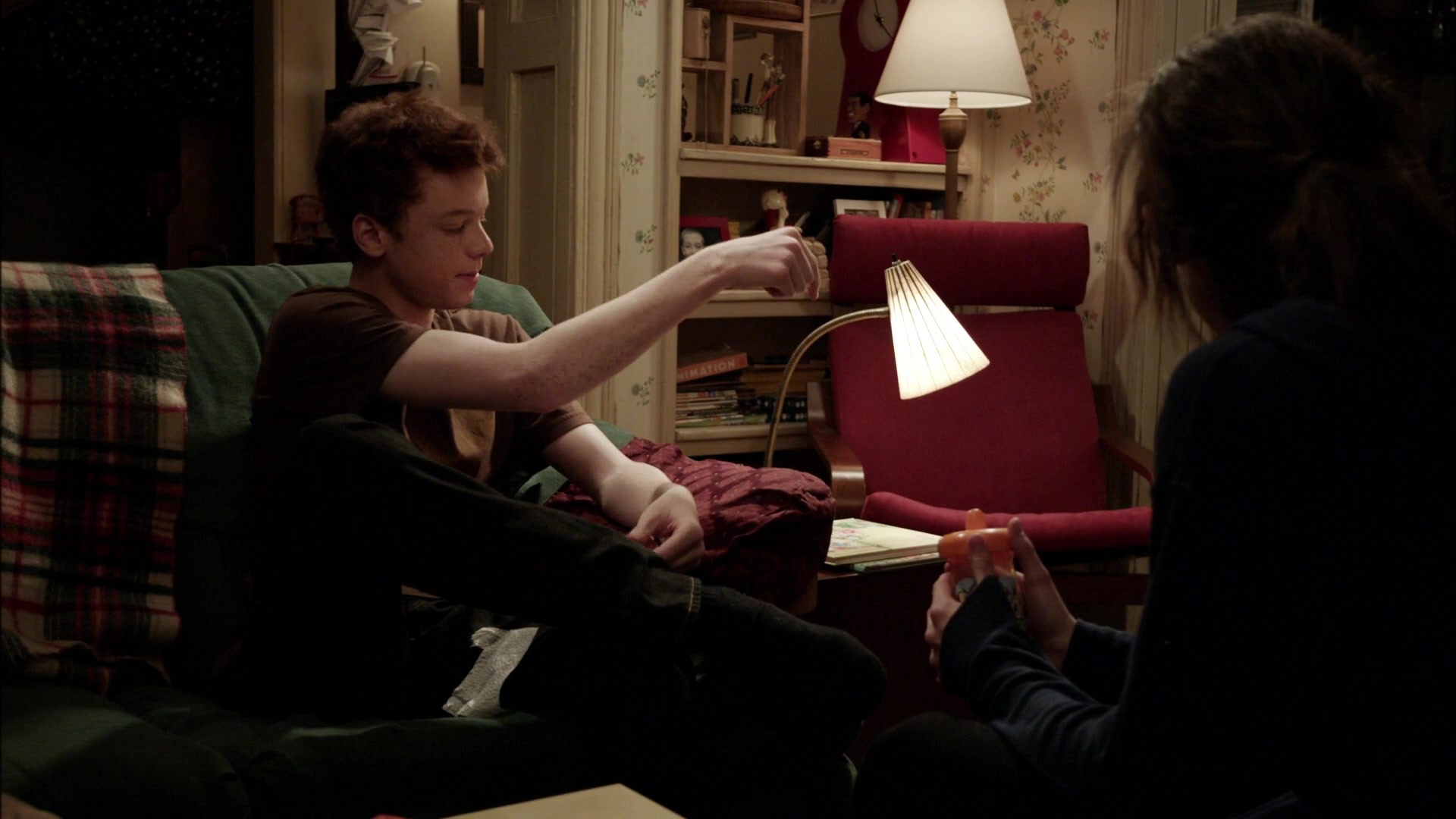 Shameless_US_S01E01_1080p_ERW_004674.jpg